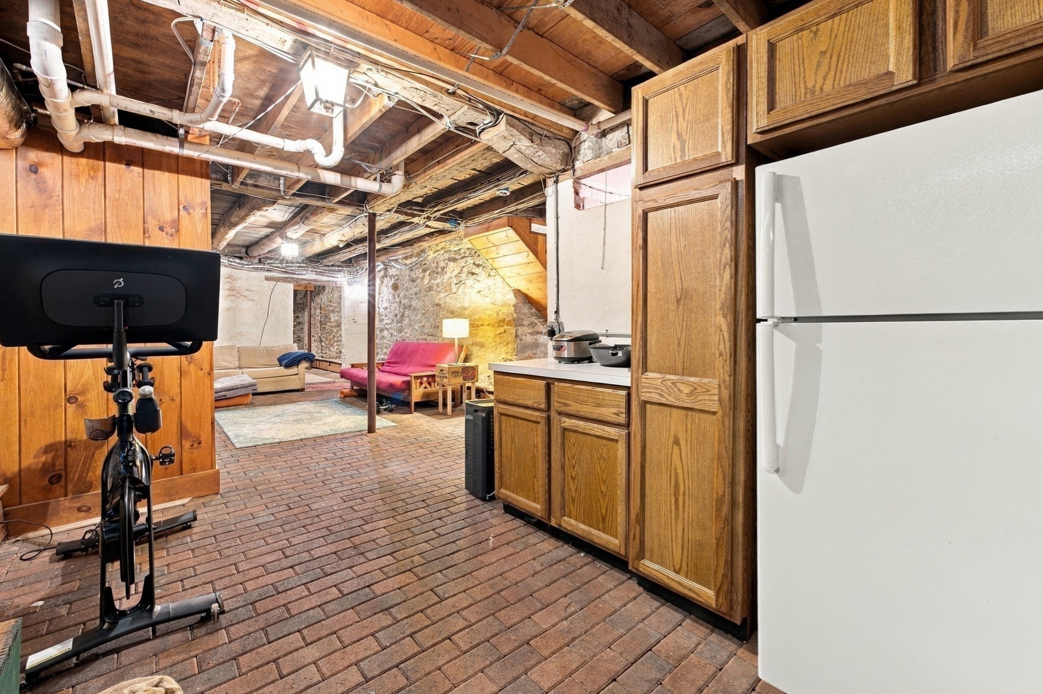 304 Warren Rd Property Photo 31
