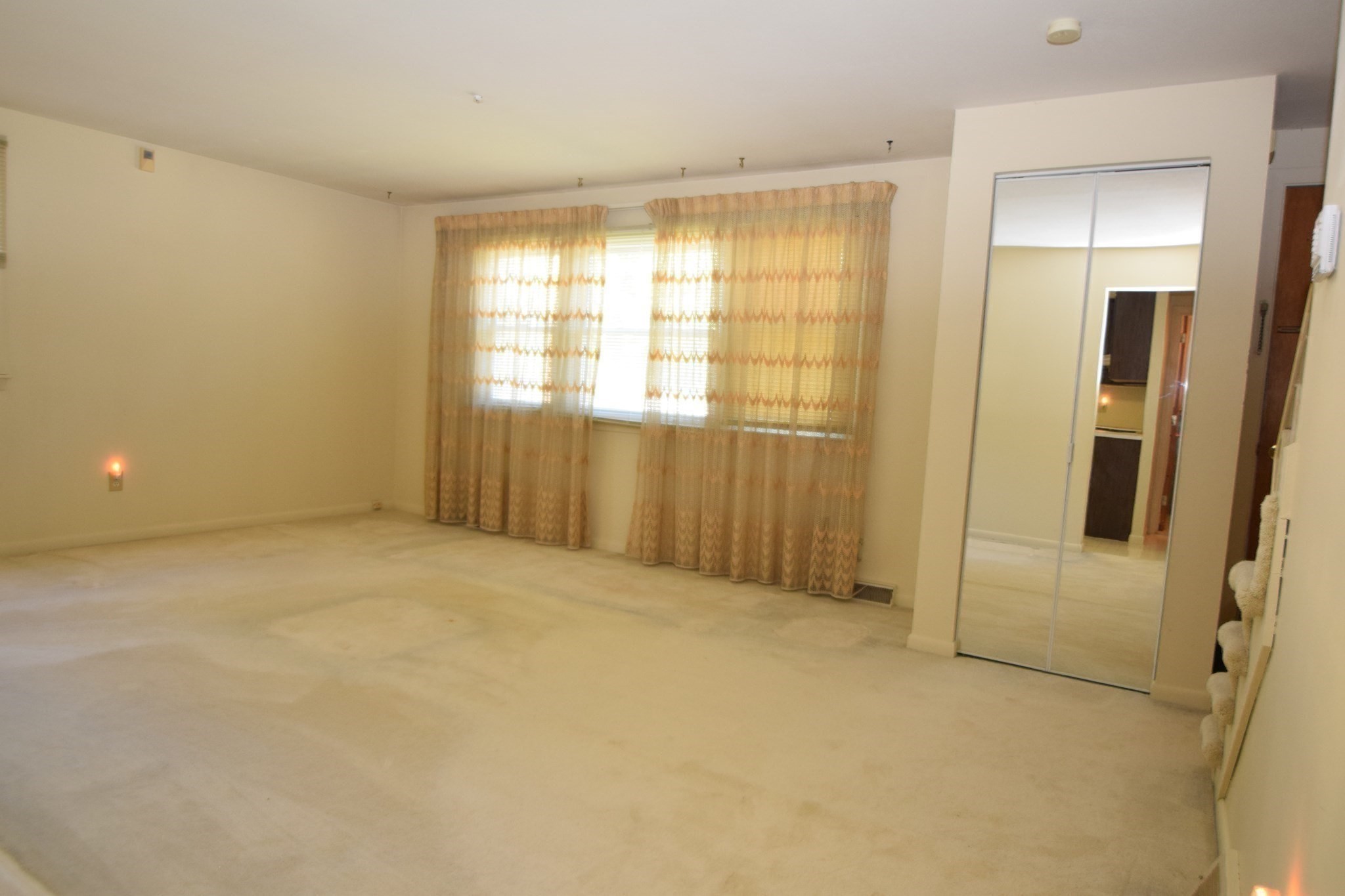 66 Mark Terrace # 66 Property Photo 9