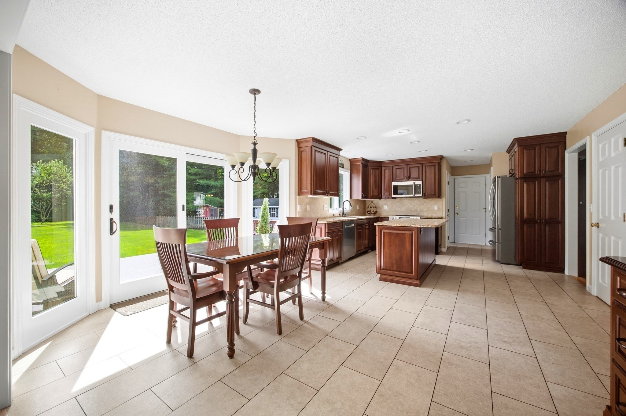 10 Pearl Brook Road Property Photo 5