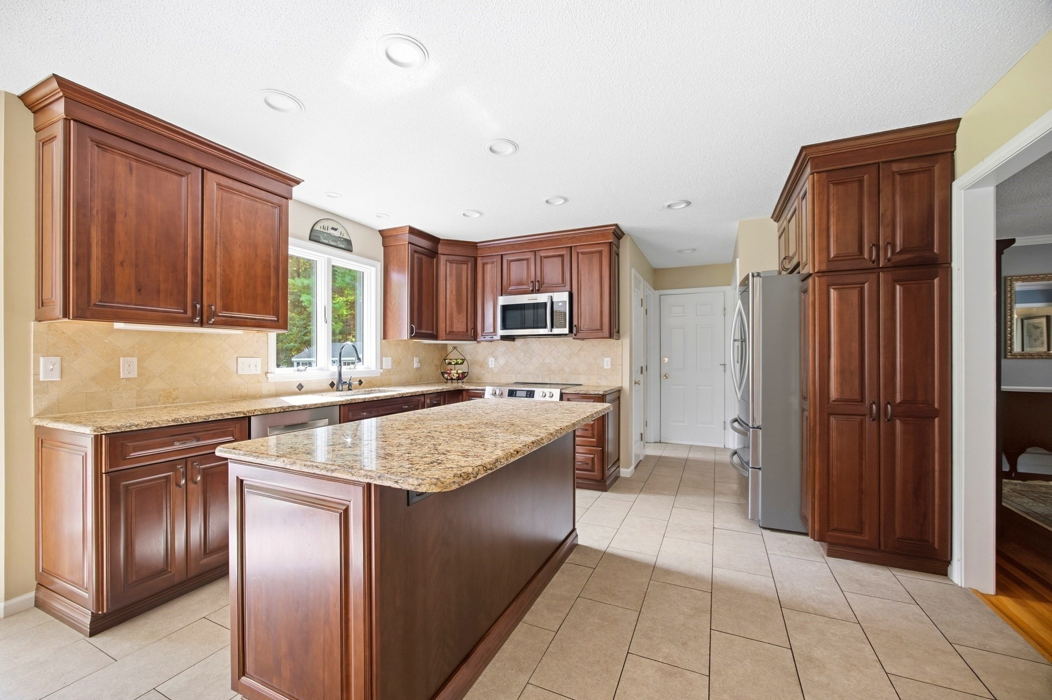 10 Pearl Brook Road Property Photo 6