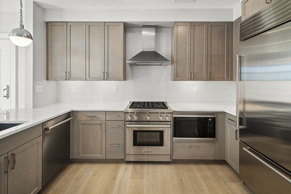 1650 Commonwealth Ave # 606 Property Photo 6