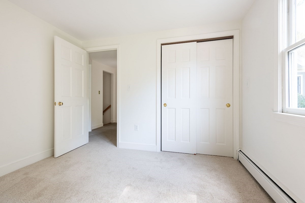 28 Middle St Property Photo 20