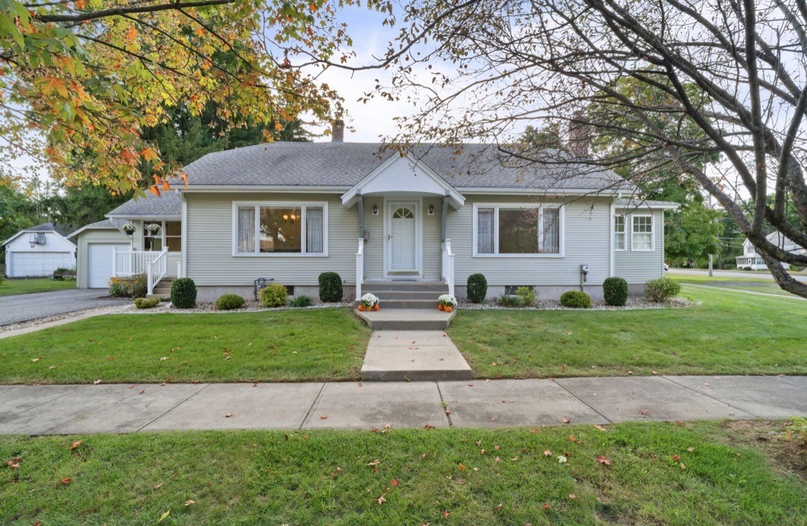 6 Van Horn Street Property Photo 1