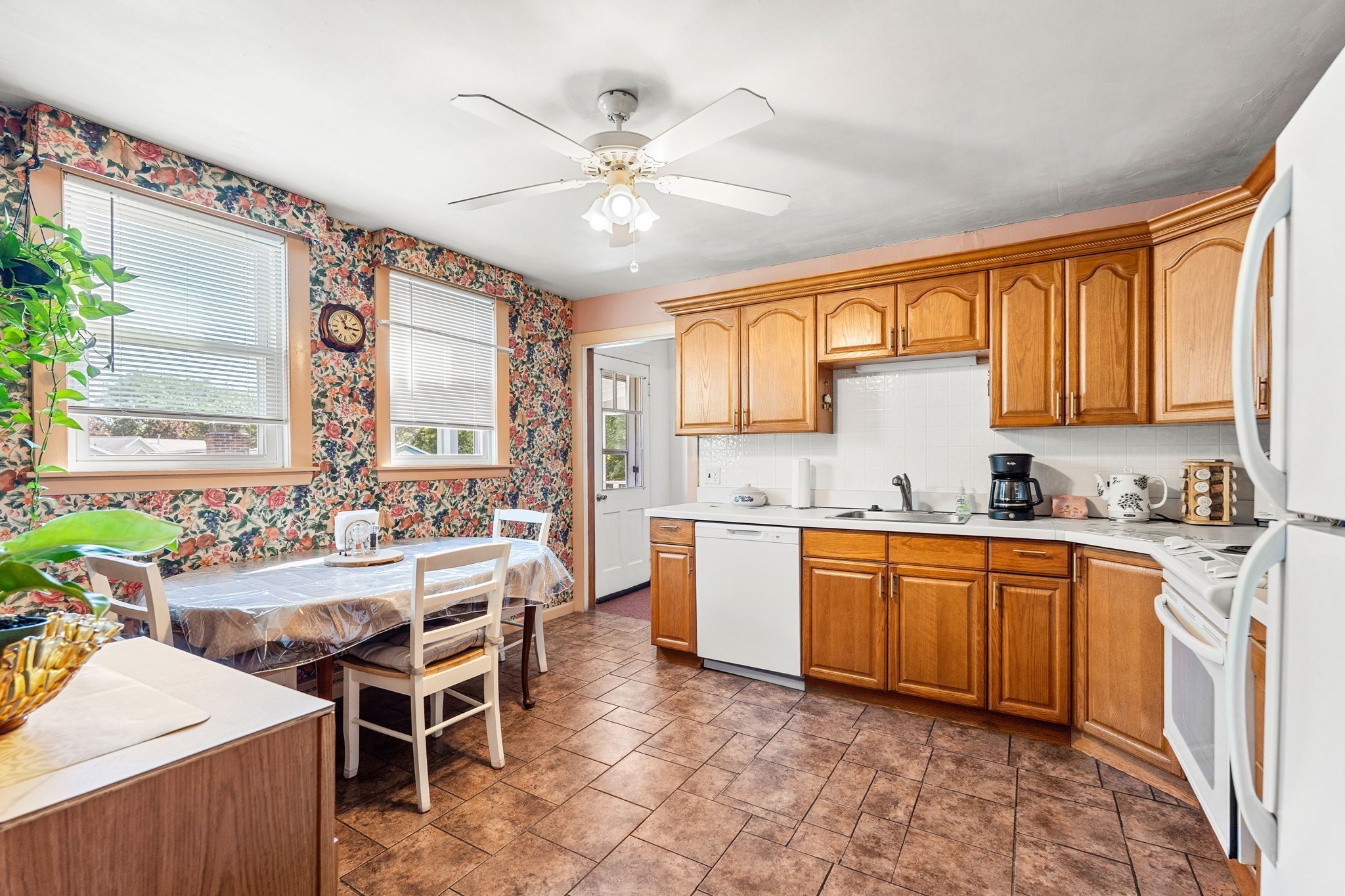 131 Altamont Ave Property Photo 13