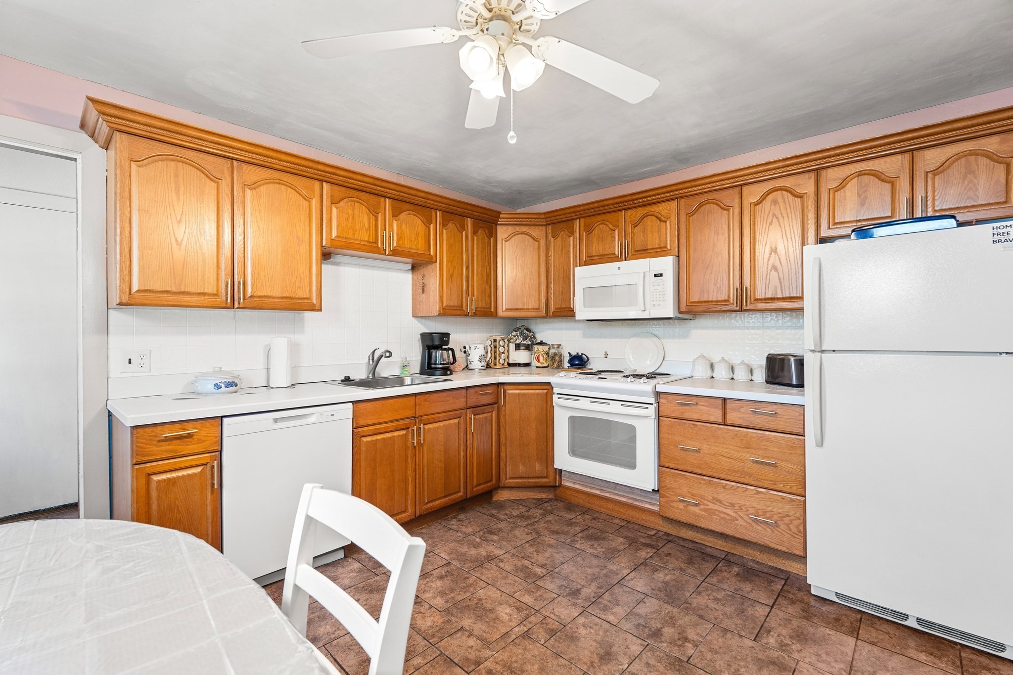 131 Altamont Ave Property Photo 15