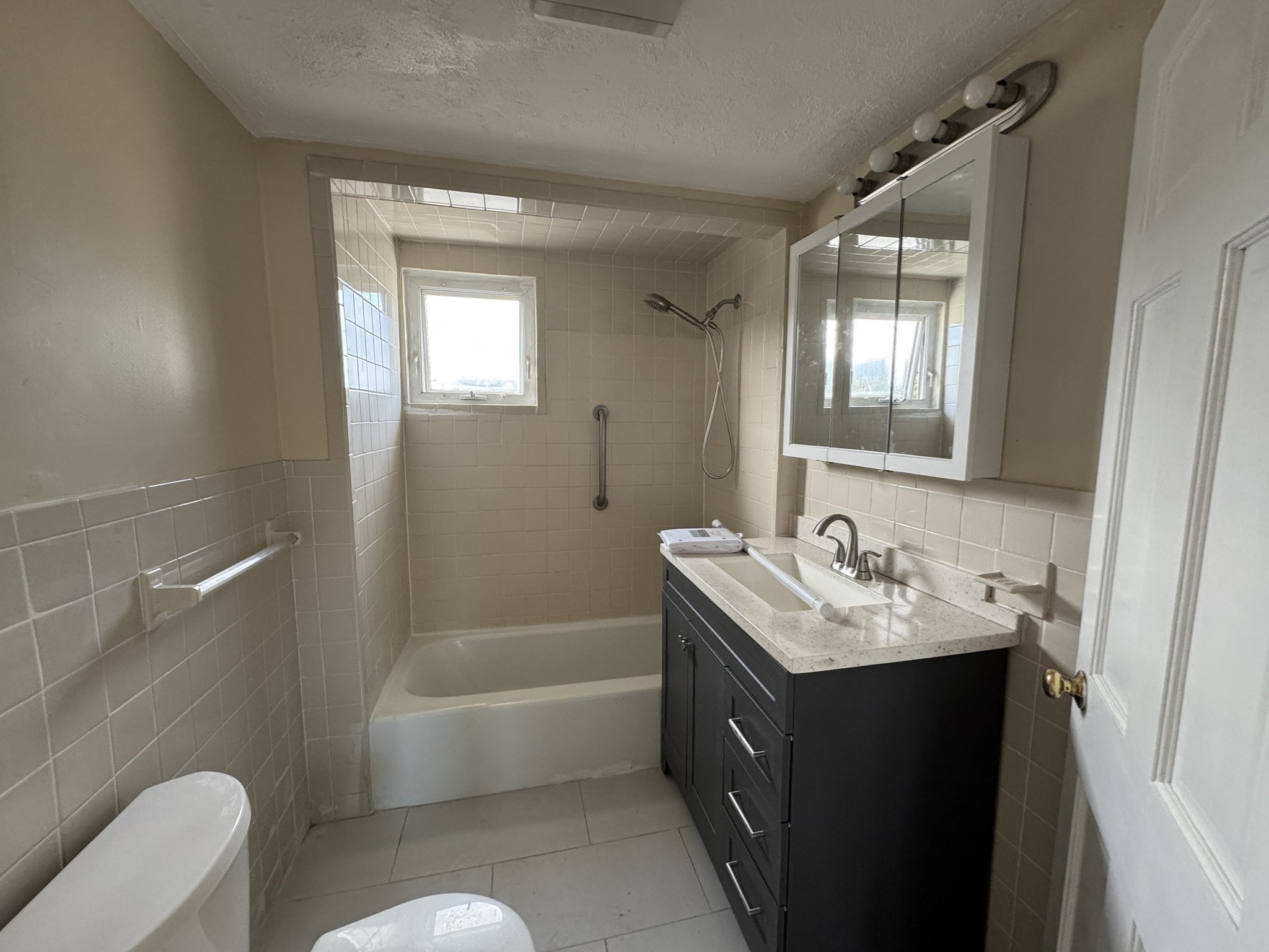 106 Vernon St # 106 Property Photo 8