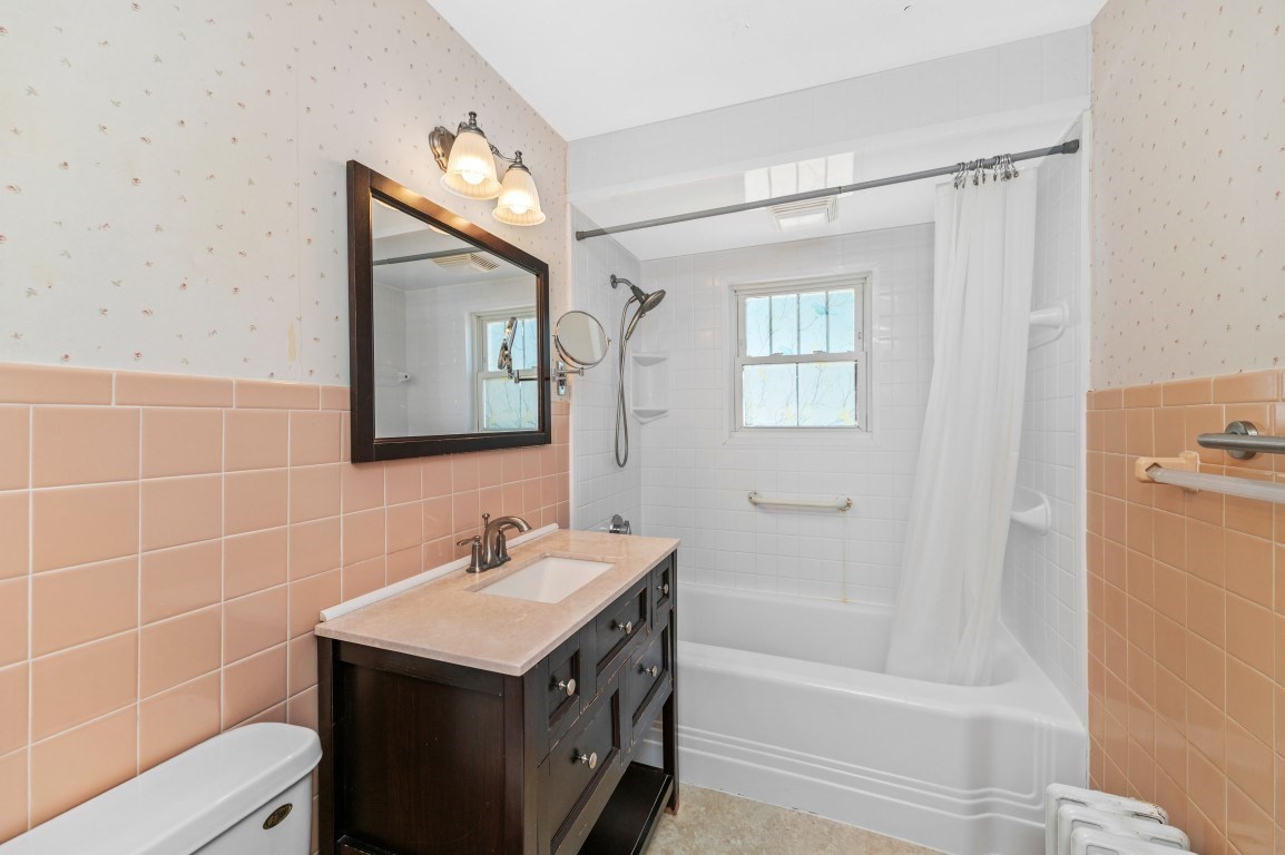 65 Walnut Street Property Photo 14