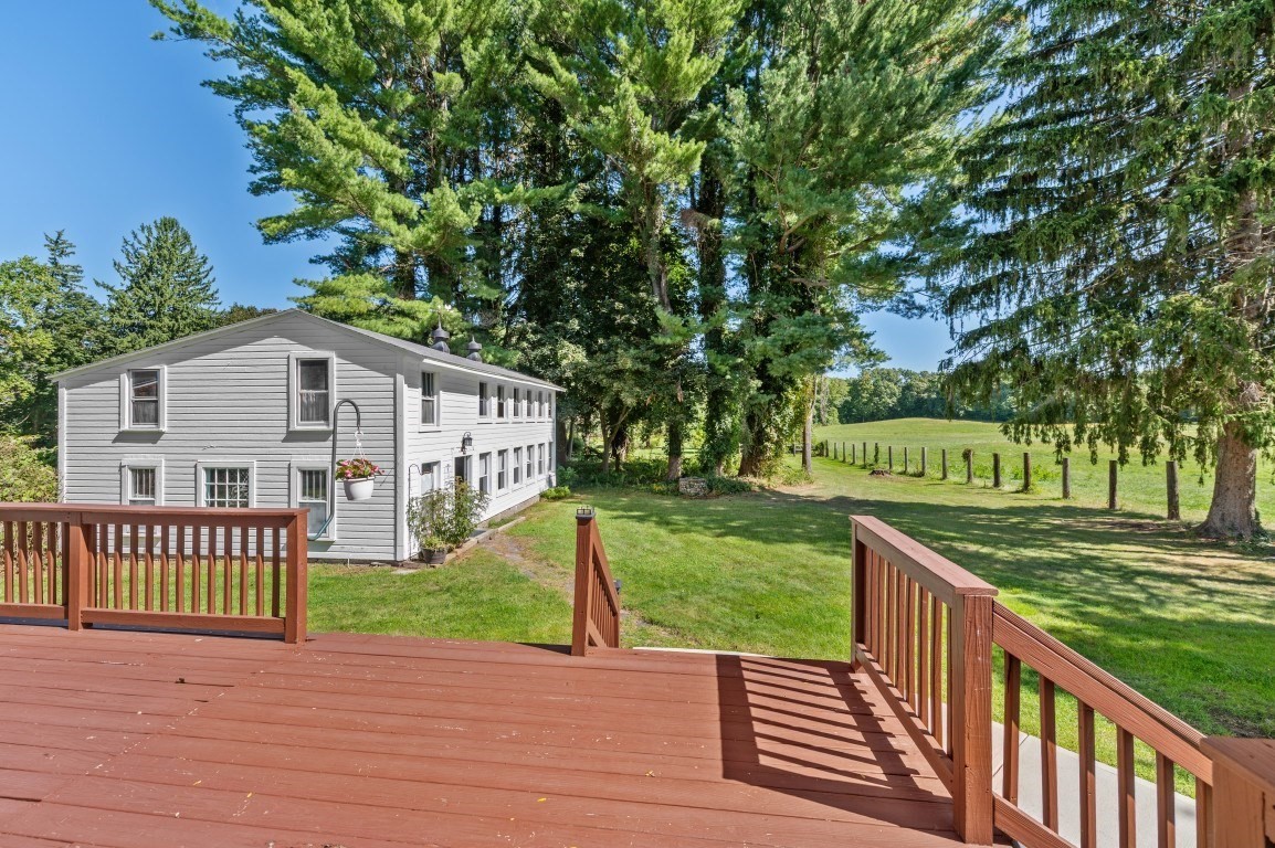 65 Walnut Street Property Photo 19