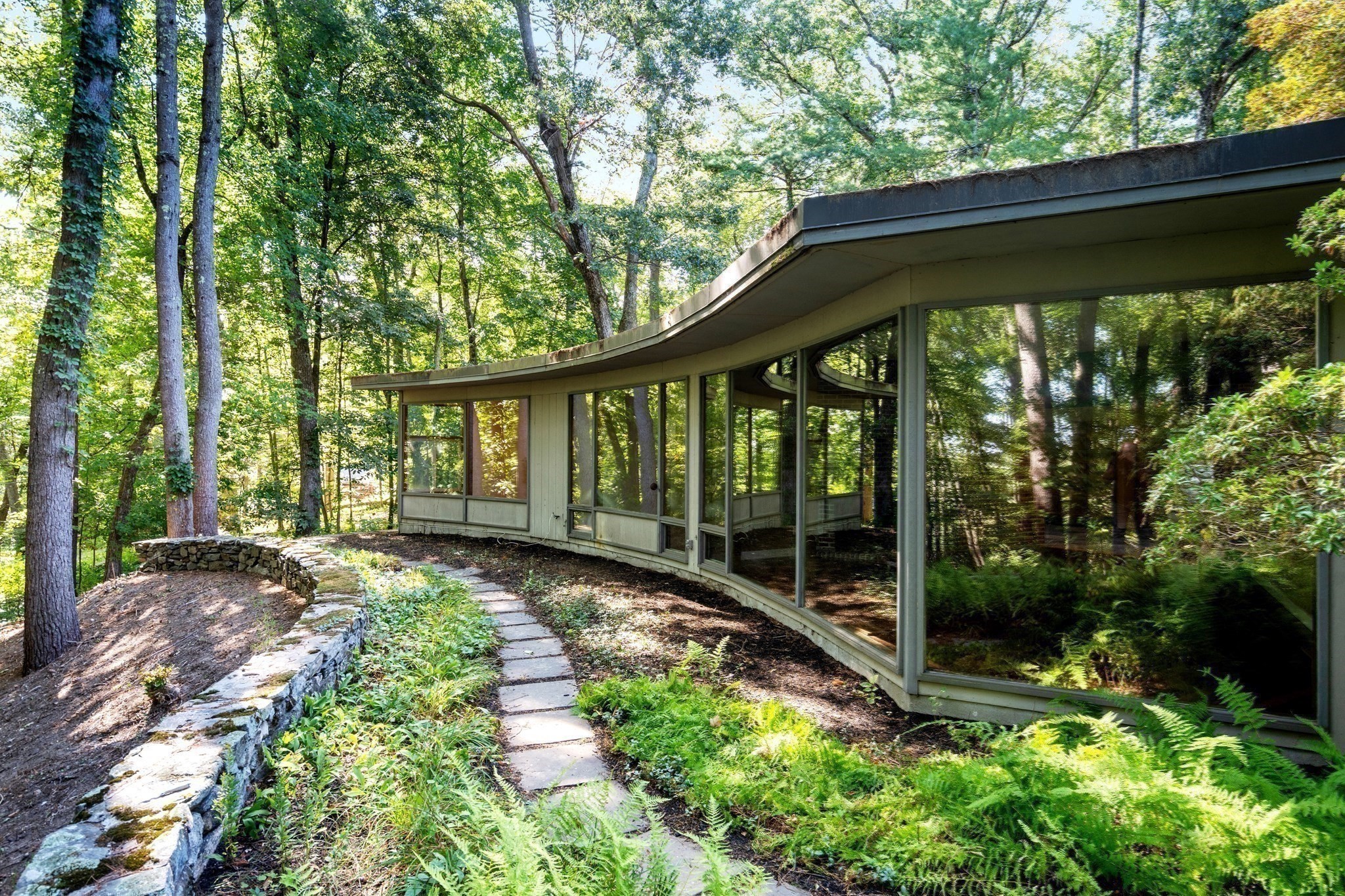 688 Annursnac Hill Property Photo 4