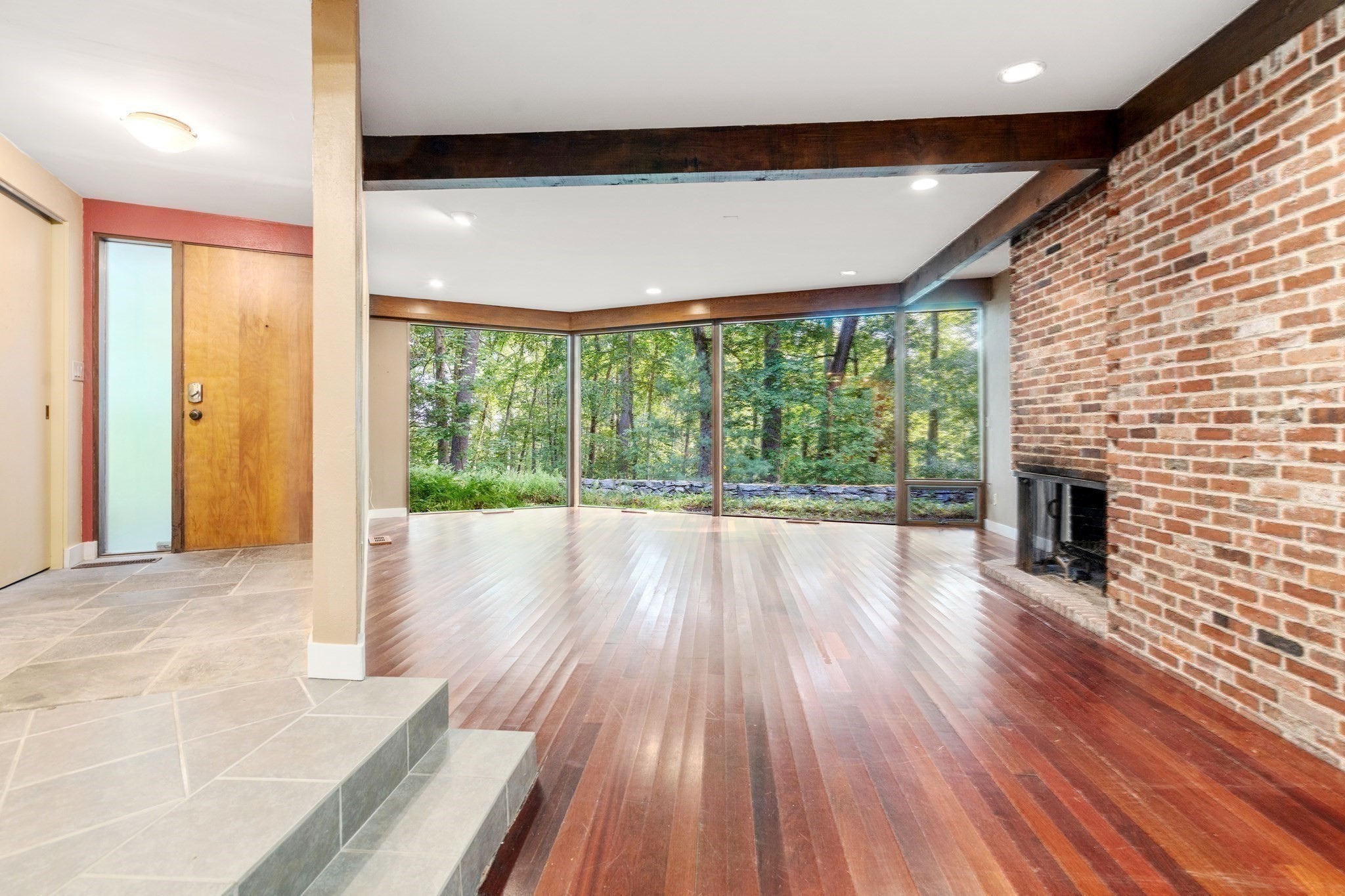 688 Annursnac Hill Property Photo 10