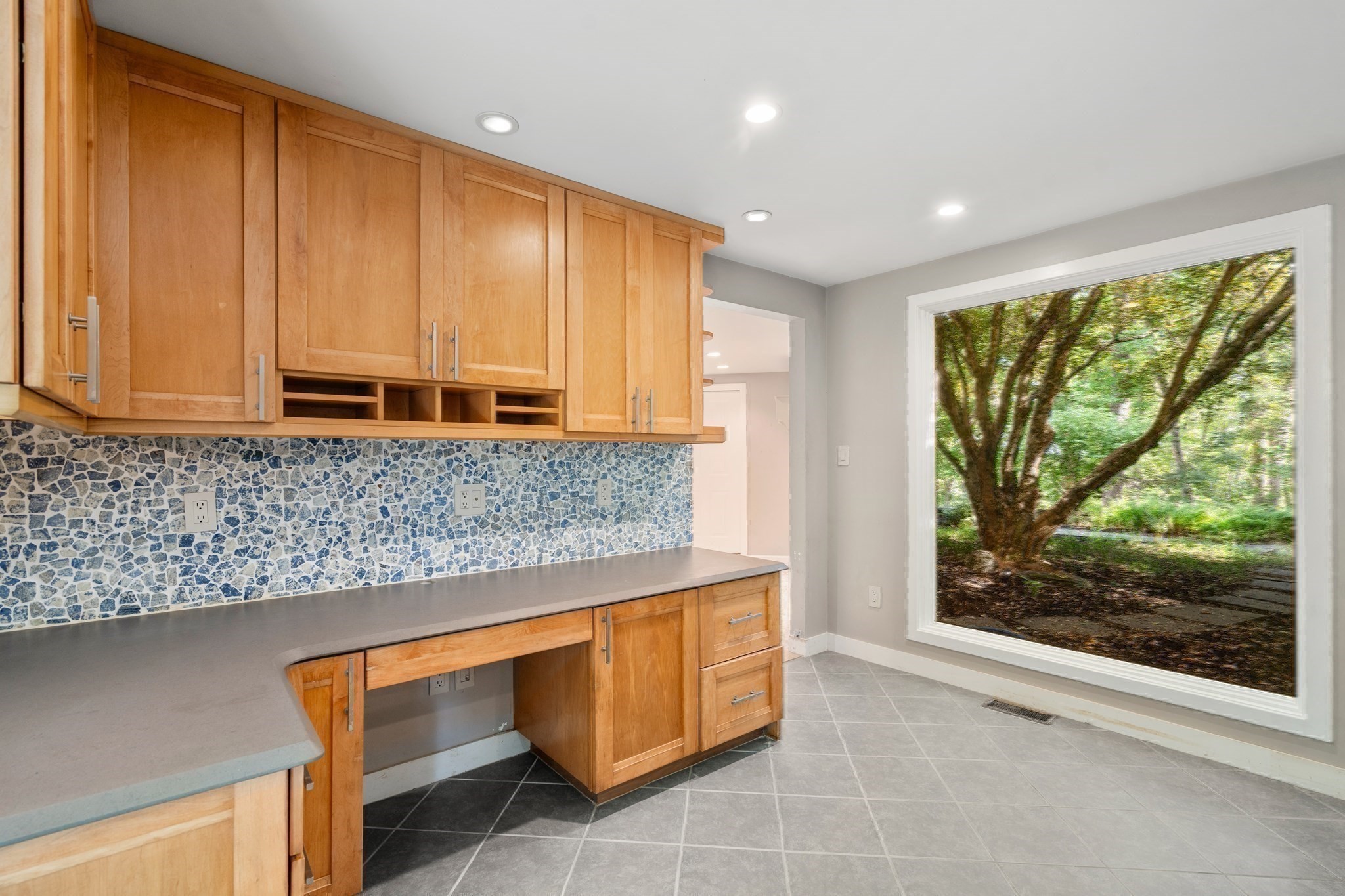 688 Annursnac Hill Property Photo 19