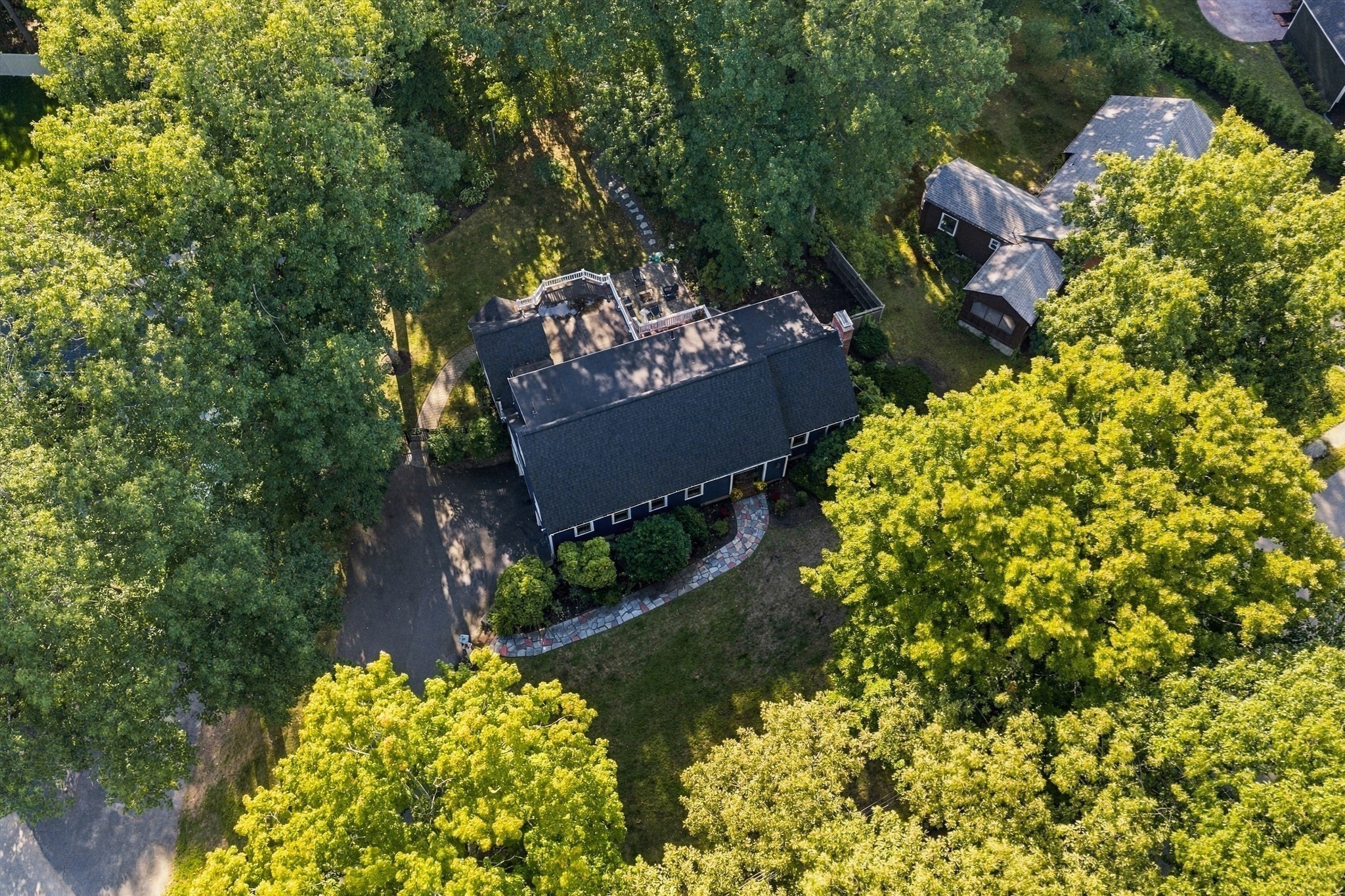 15 Alden Circle Property Photo 3