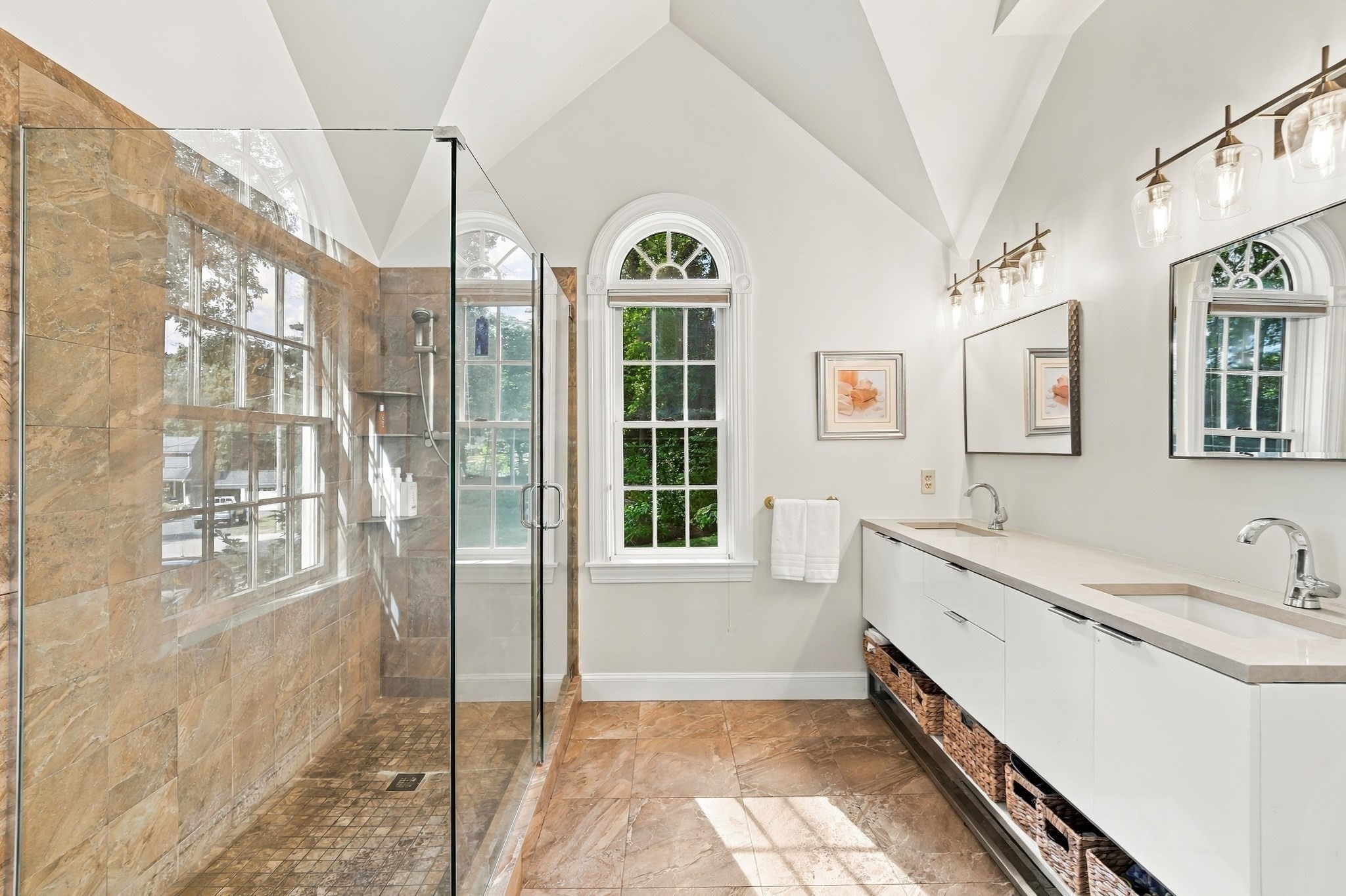 15 Alden Circle Property Photo 16