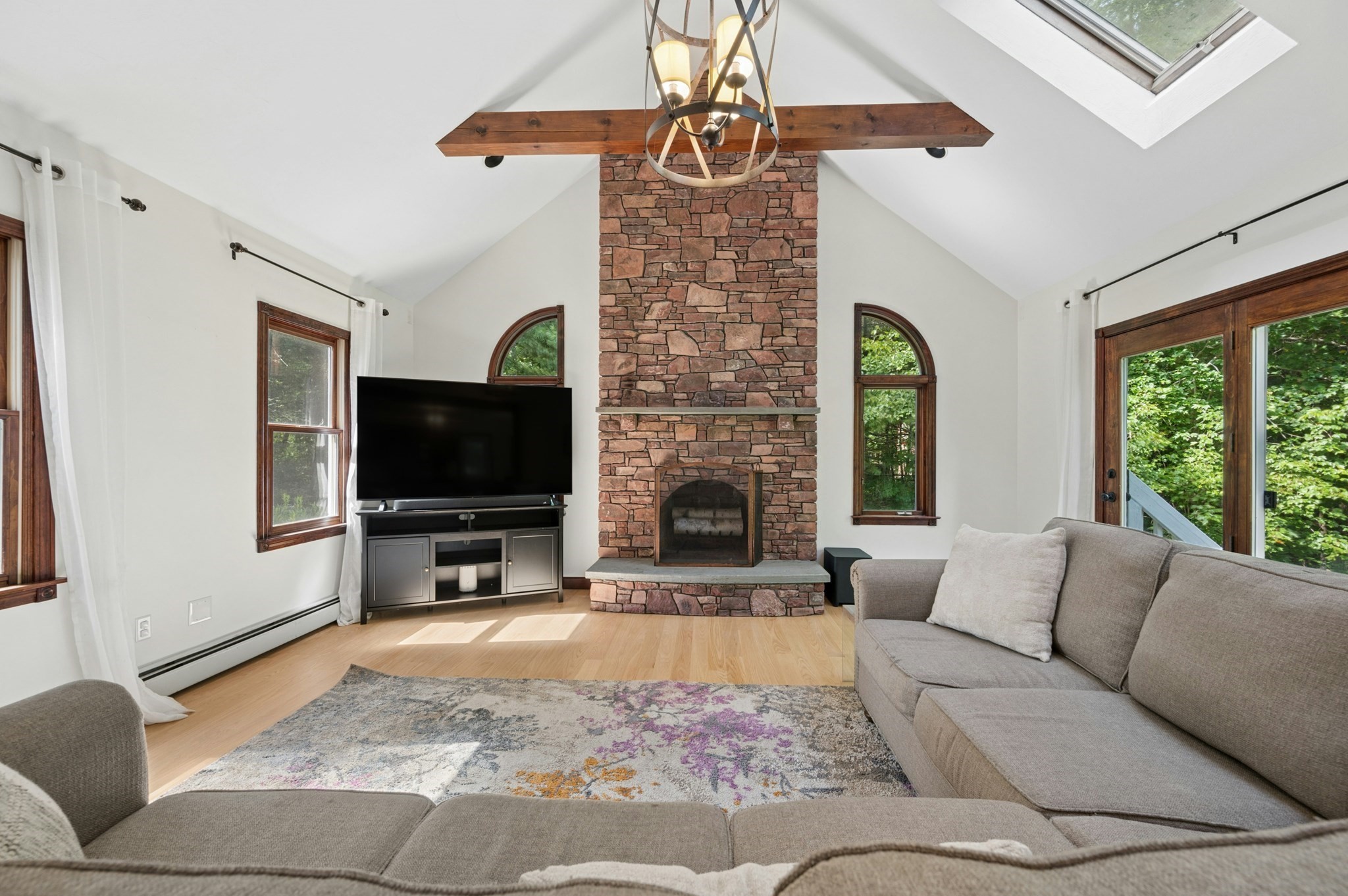 17 Panettieri Dr. Property Photo 9