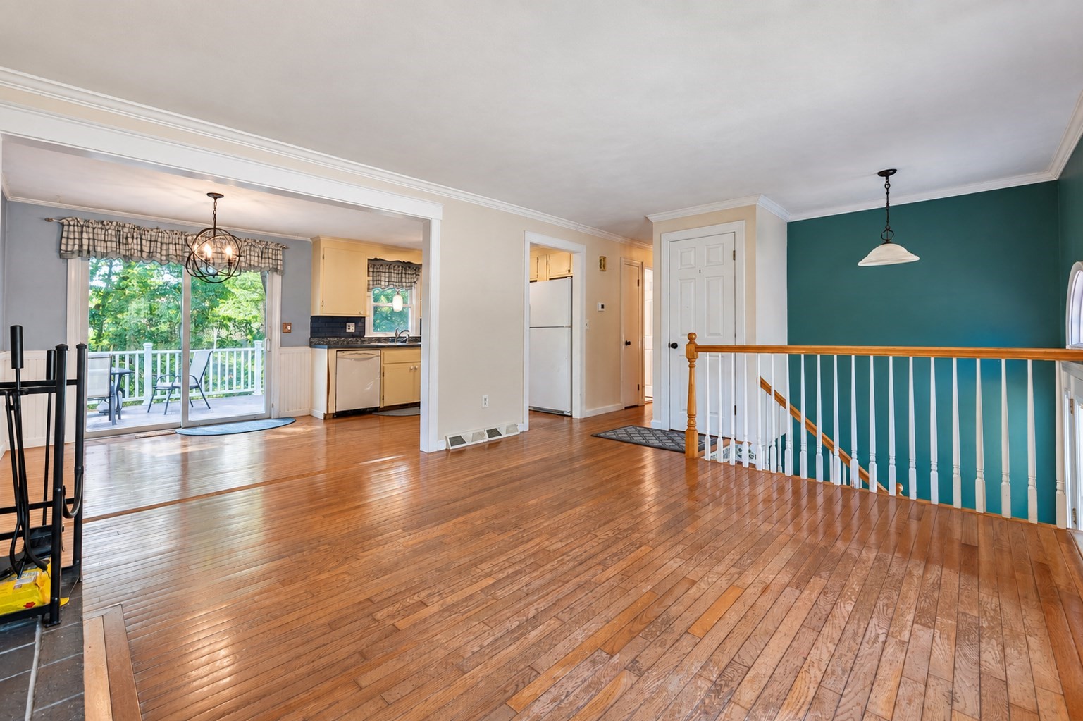 5 Glenwood Cir Property Photo 8