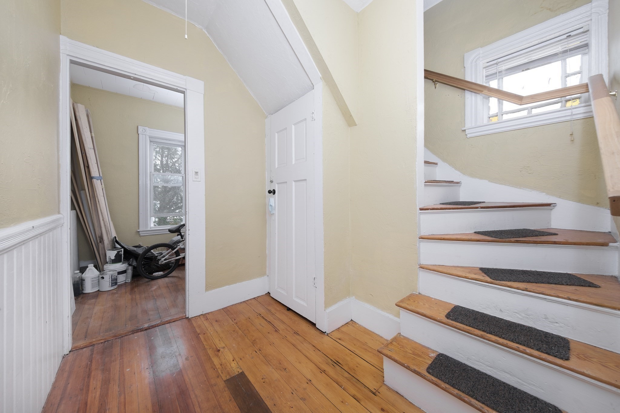 18 Edith Ave # 2 Property Photo 12