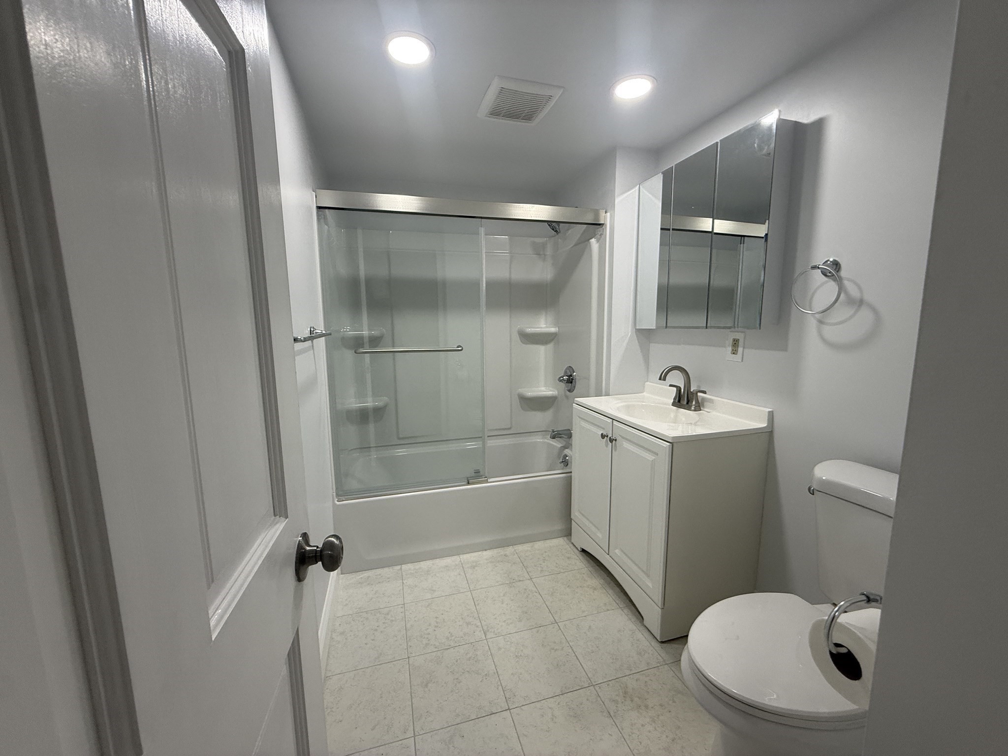 723 Main Property Photo 9