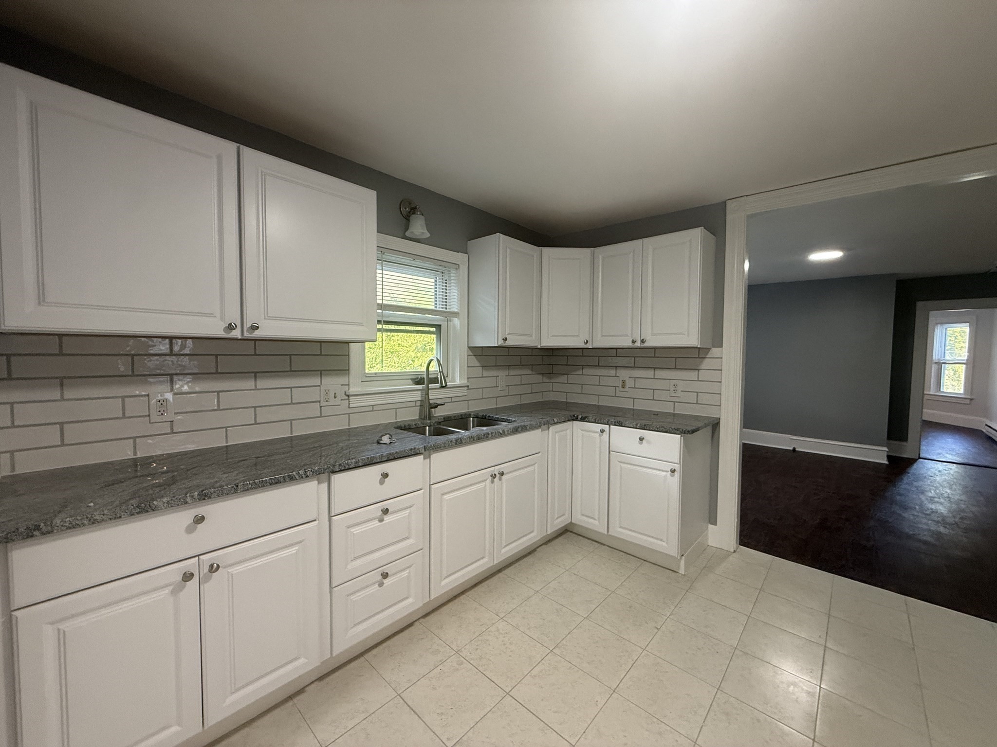 723 Main Property Photo 18