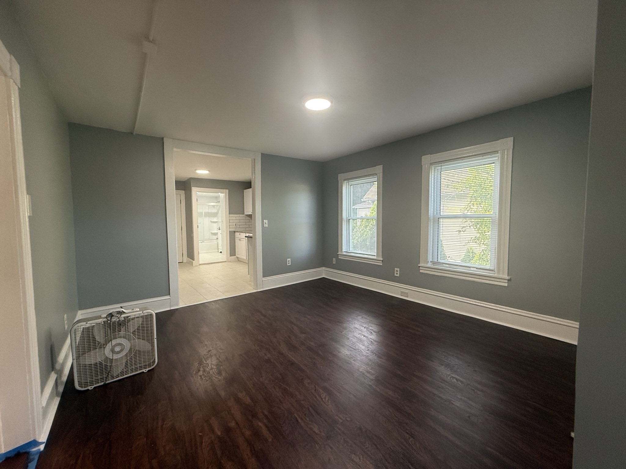 723 Main Property Photo 22