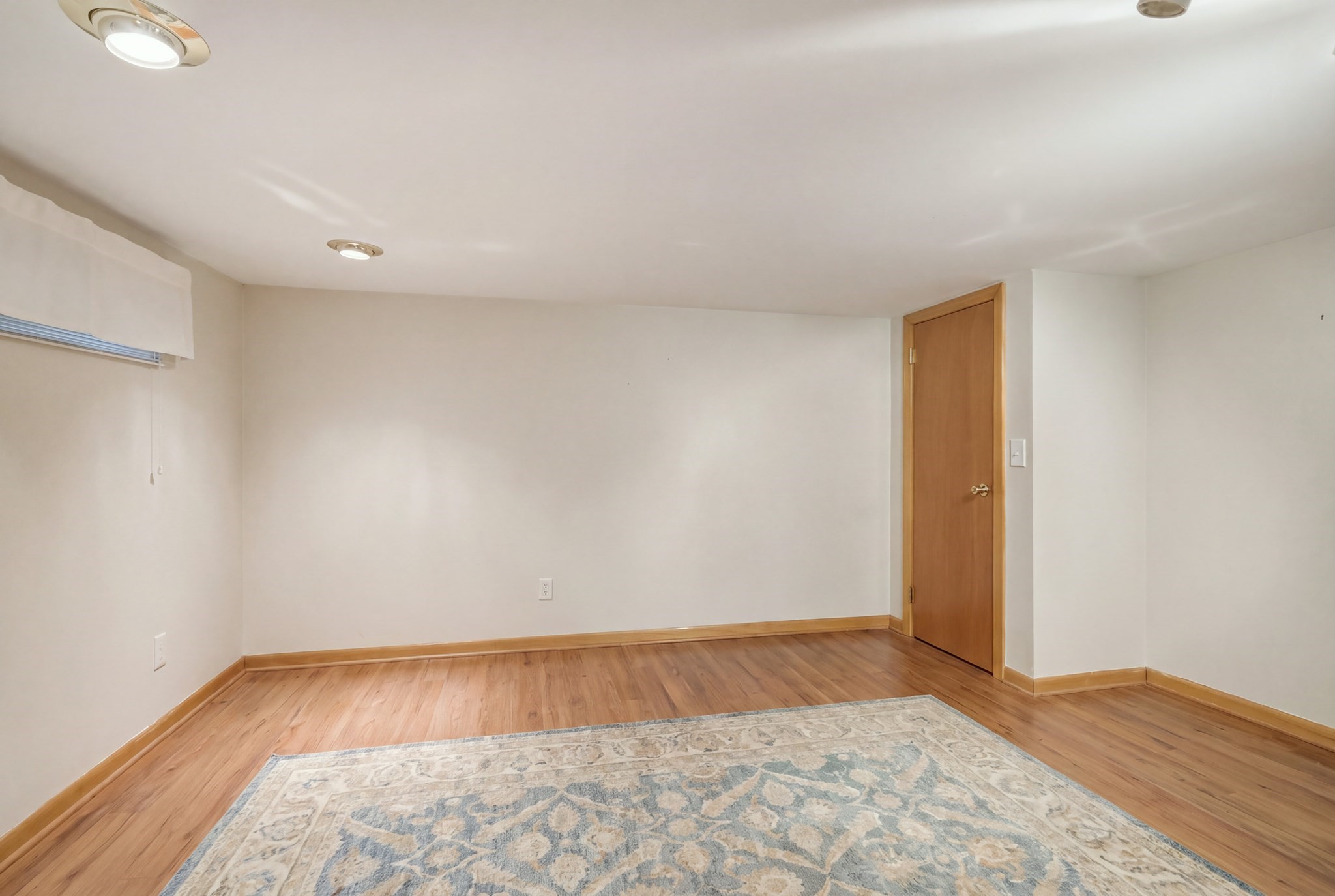 20 Lawrence Ave # 49 Property Photo 19