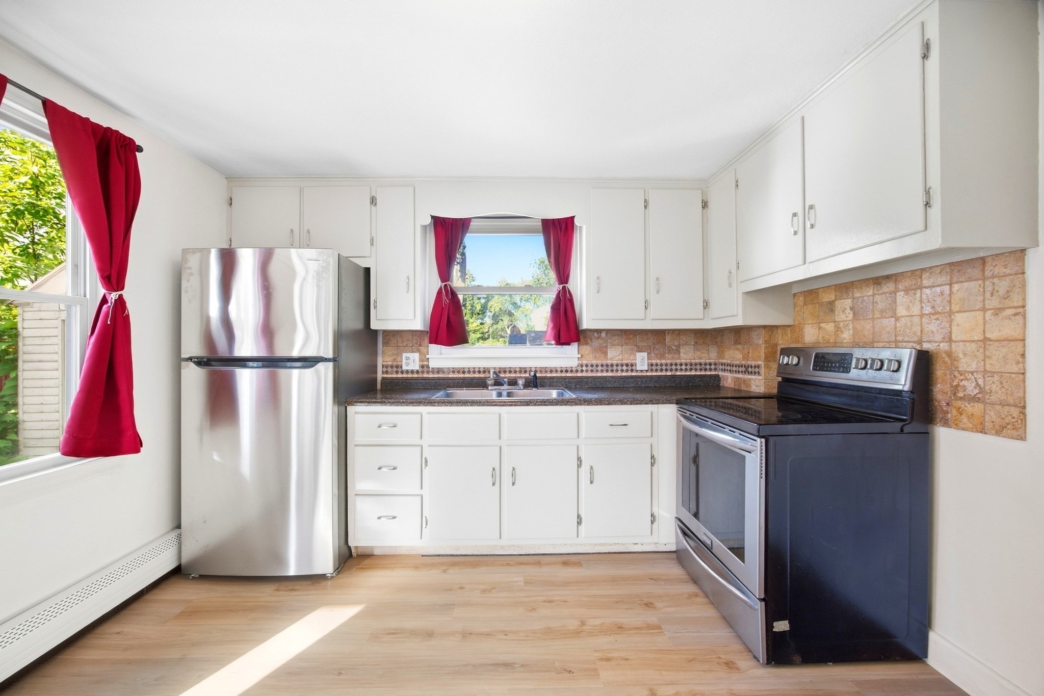 62 Haumont Ter Property Photo 4