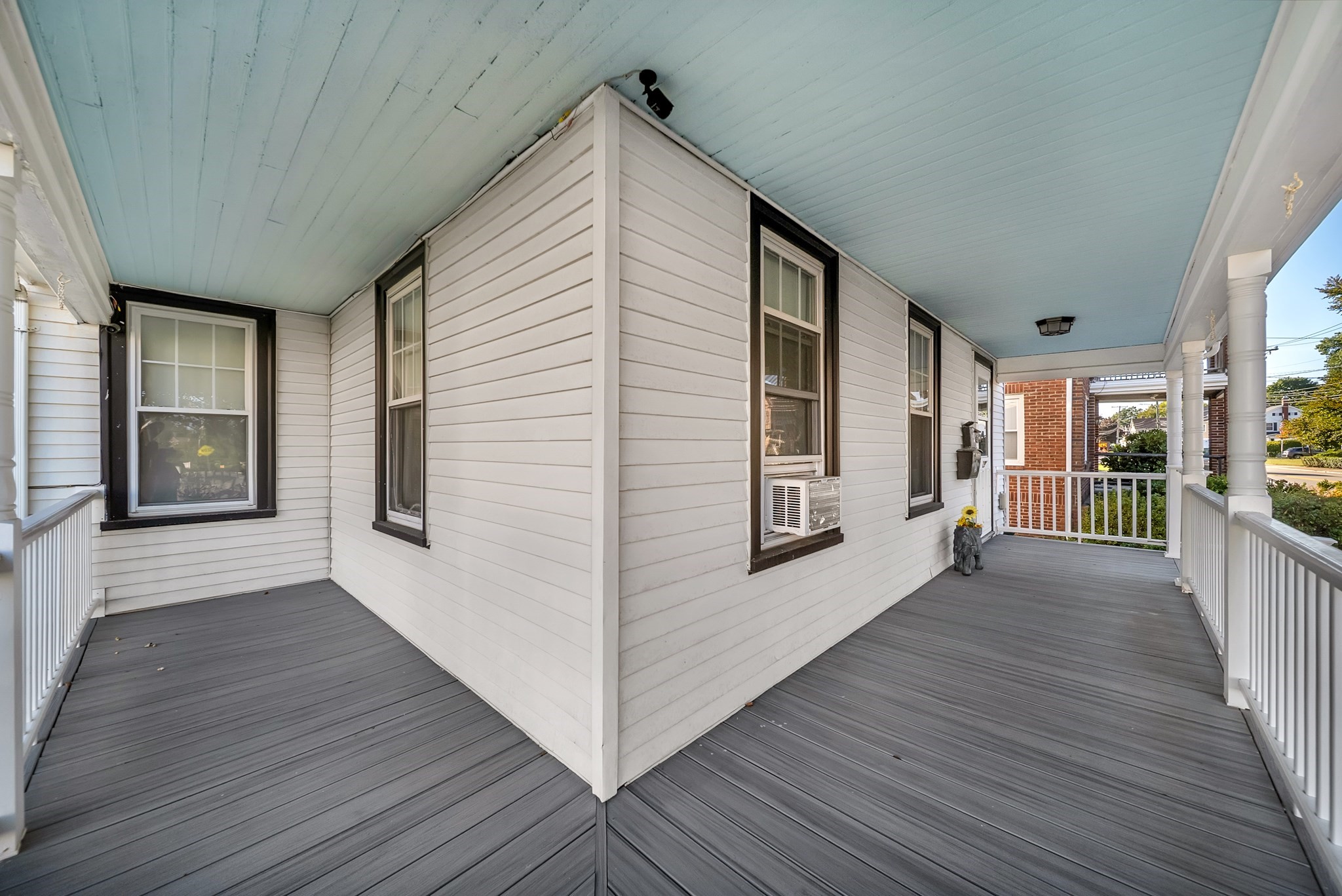 29 West Milton St. Property Photo 9