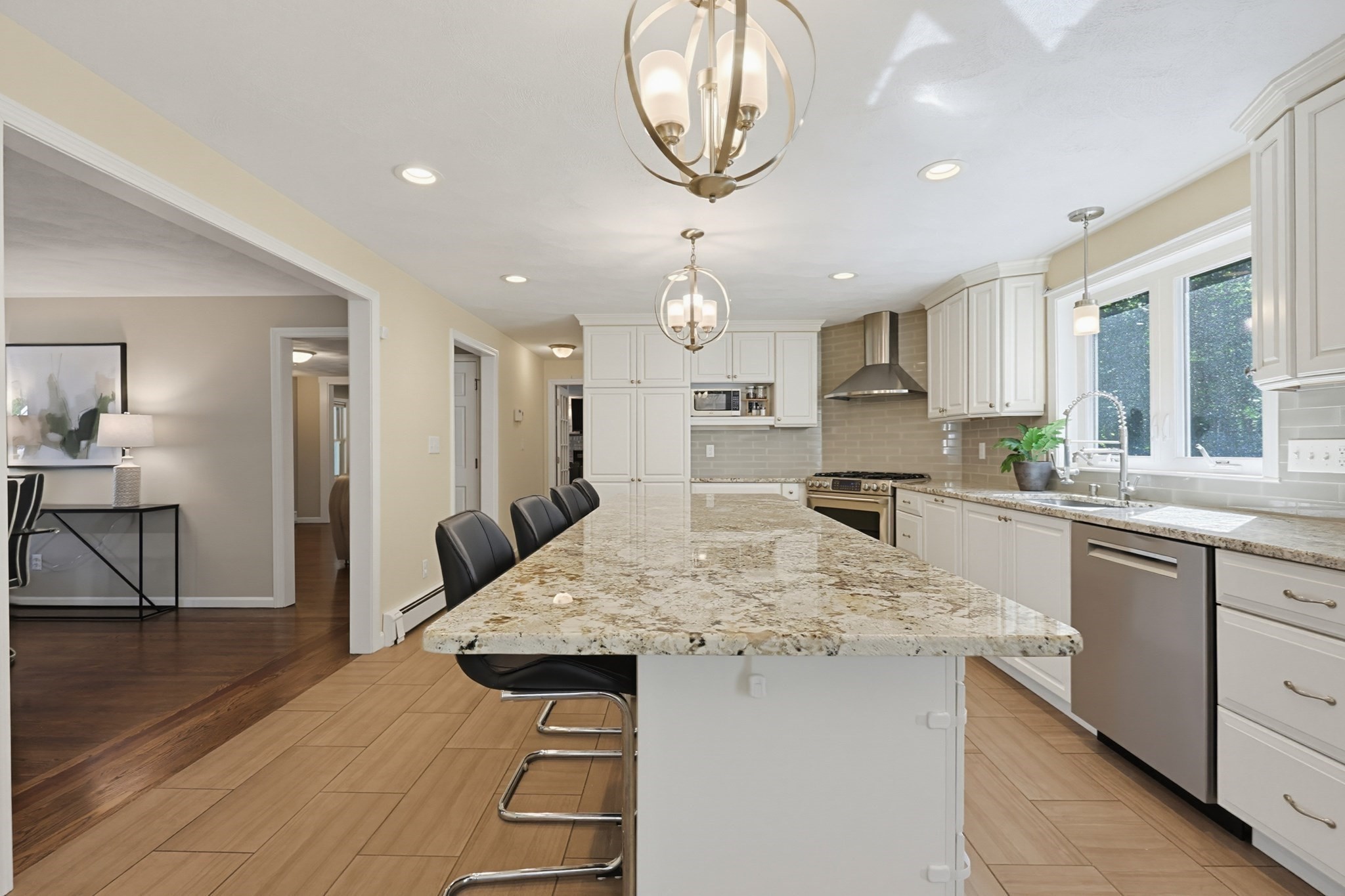 5 Chausse Dr Property Photo 10
