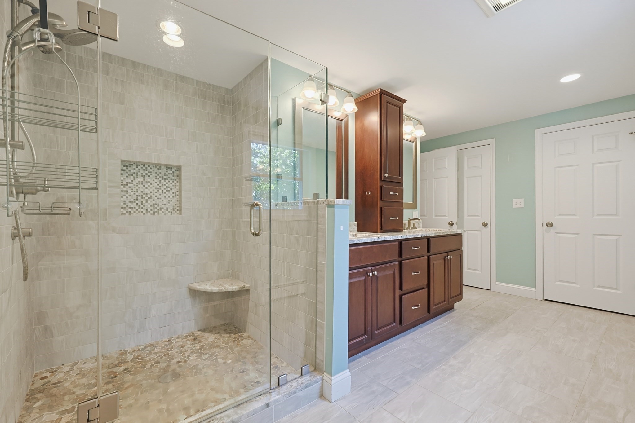 5 Chausse Dr Property Photo 18