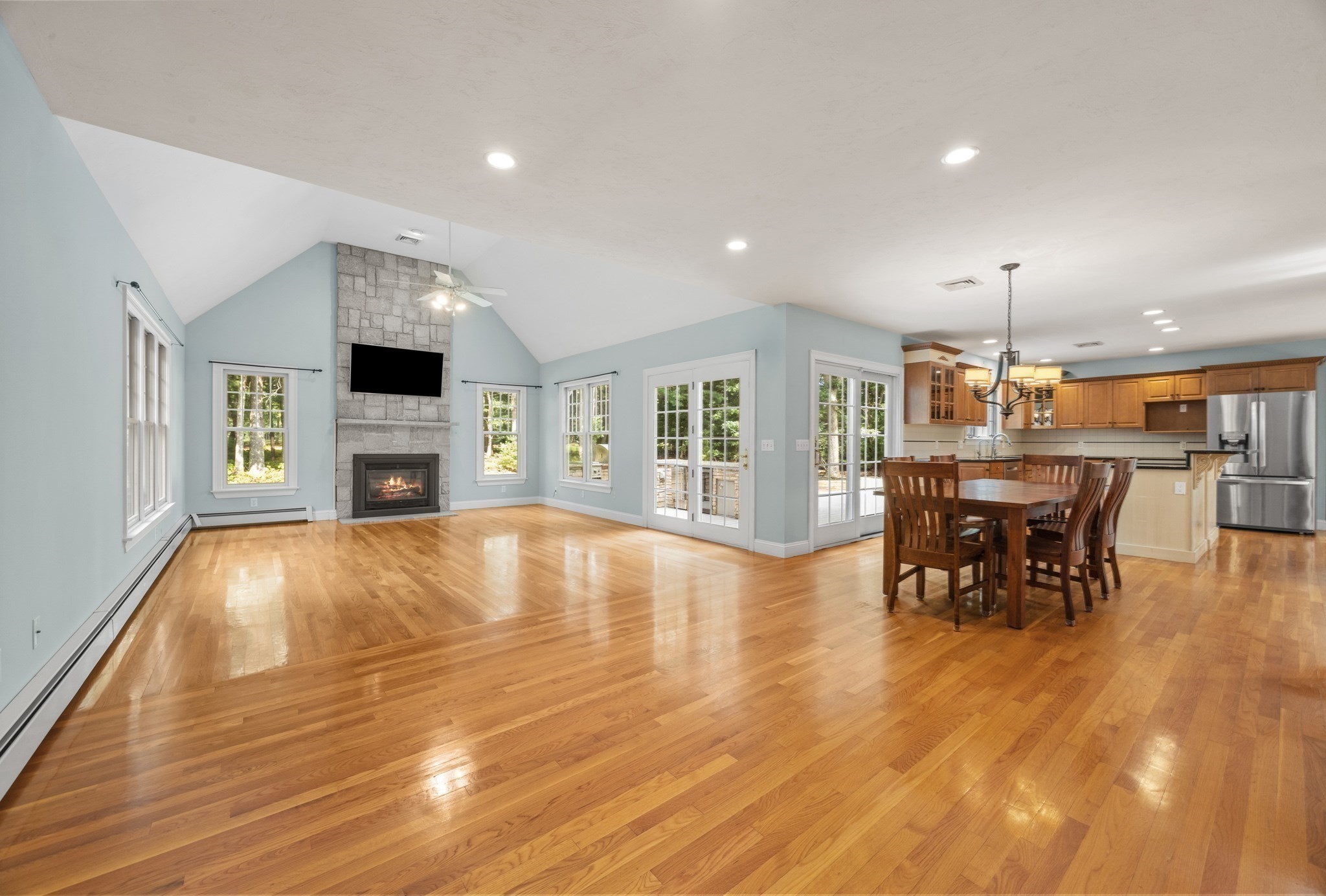234 Country Club Way Property Photo 14
