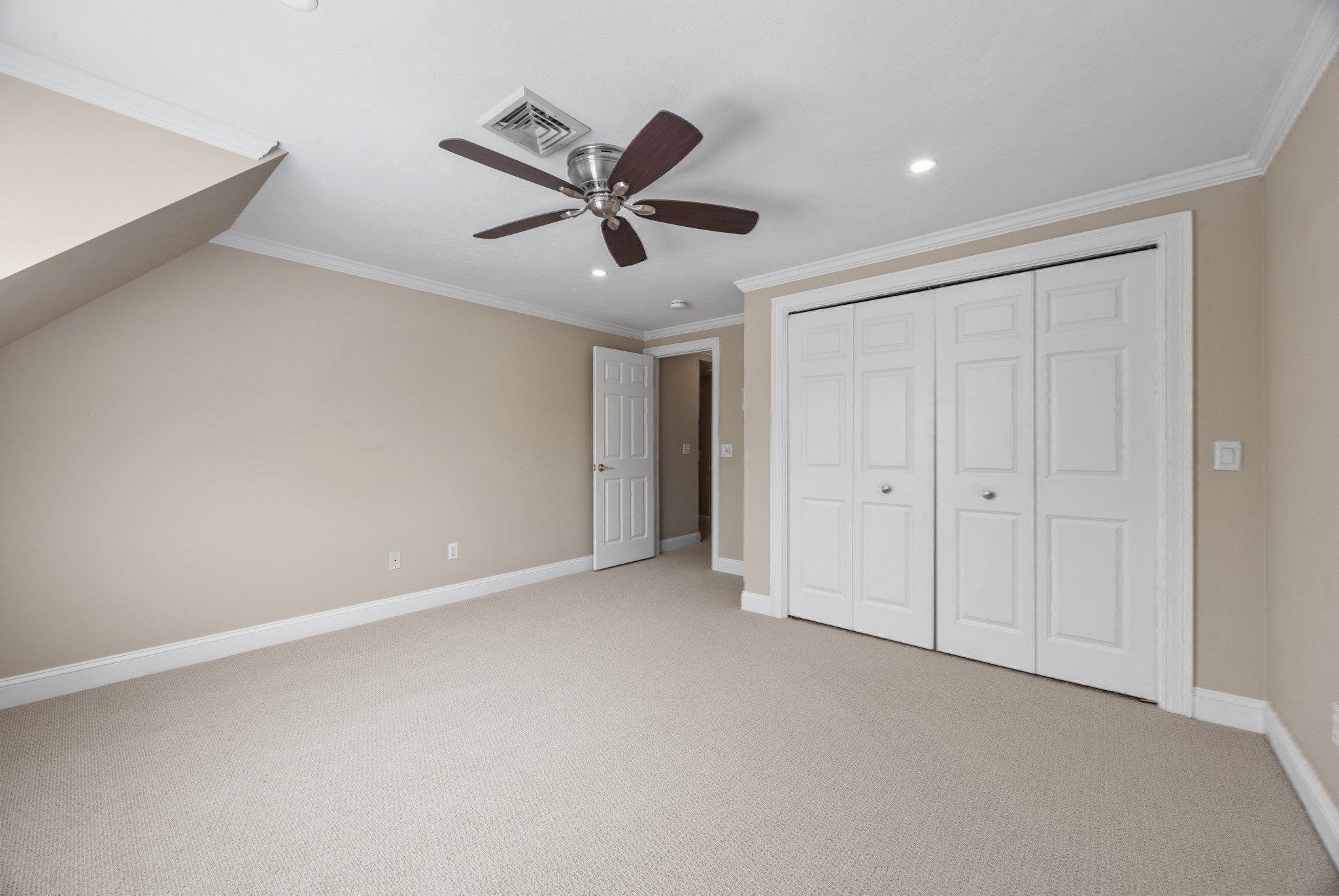 234 Country Club Way Property Photo 33