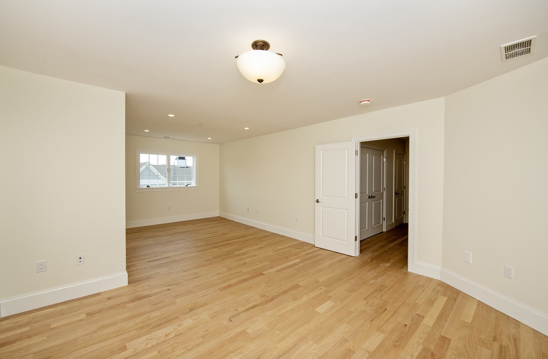 25 Clubview Dr # 25 Property Photo 8