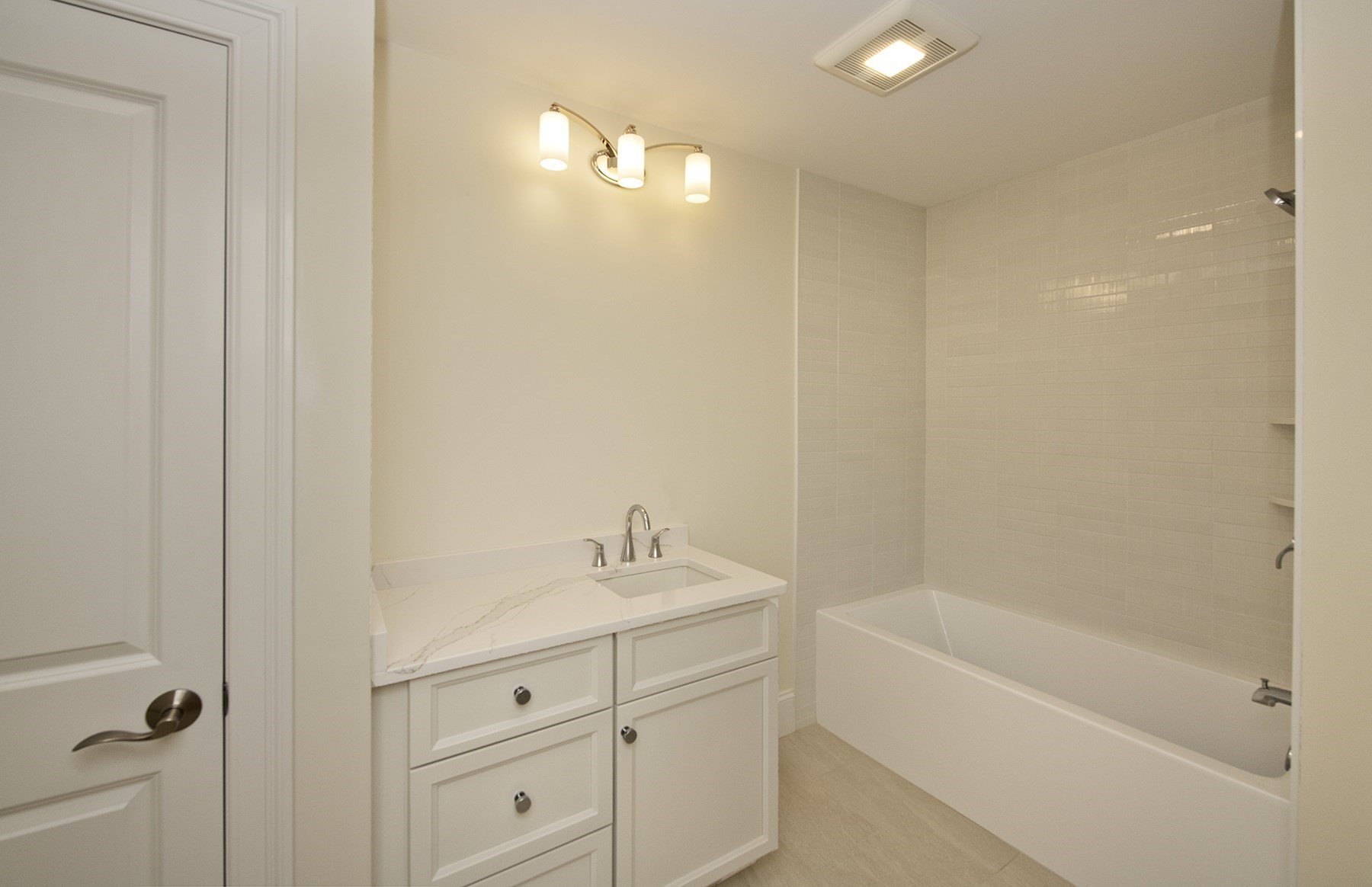 25 Clubview Dr # 25 Property Photo 9