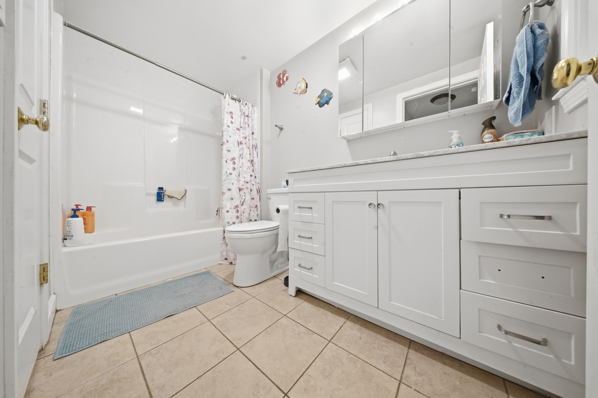 128 Howe St Property Photo 33