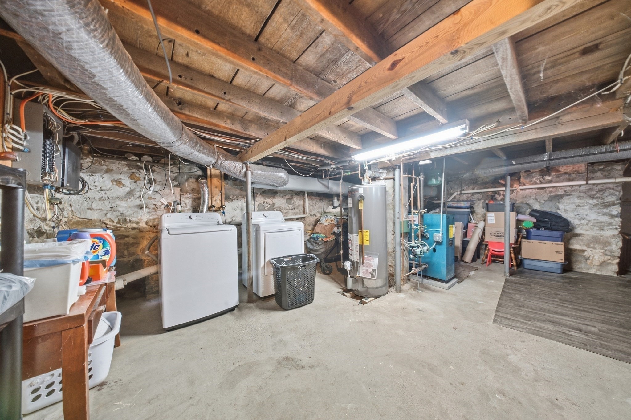 128 Howe St Property Photo 34