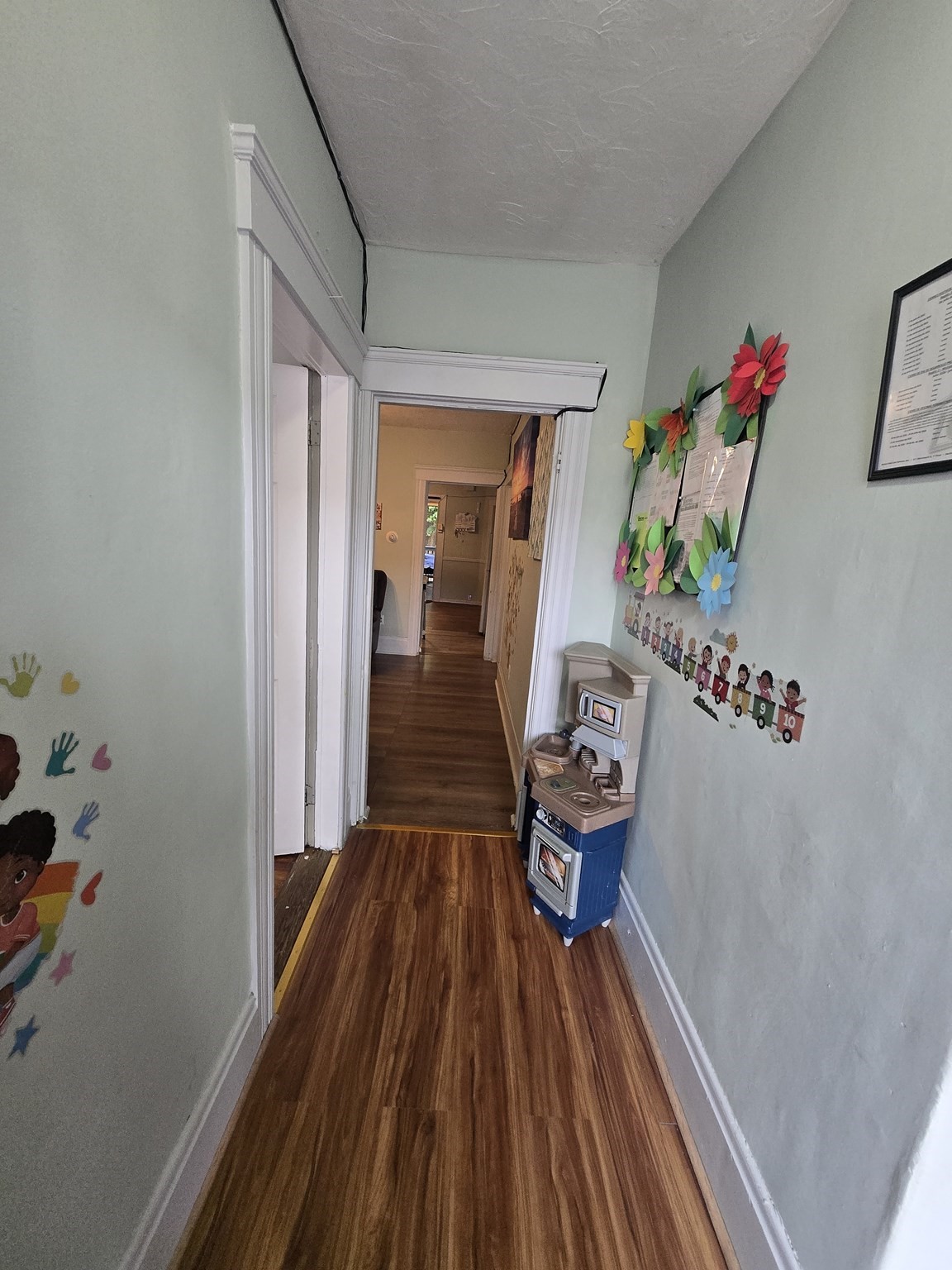 6 Delaware St Property Photo 14