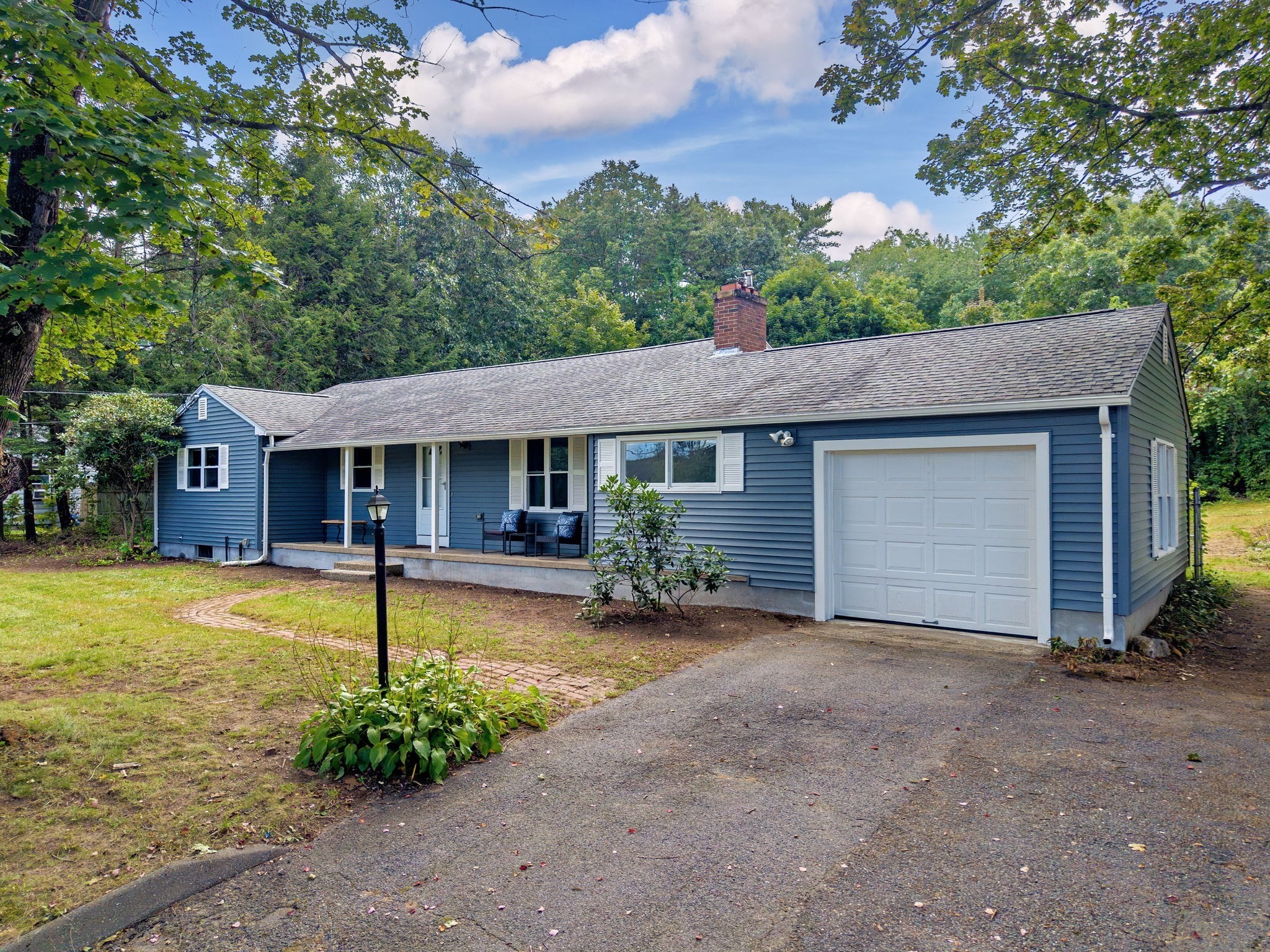 3055 Pine Street Property Photo 1