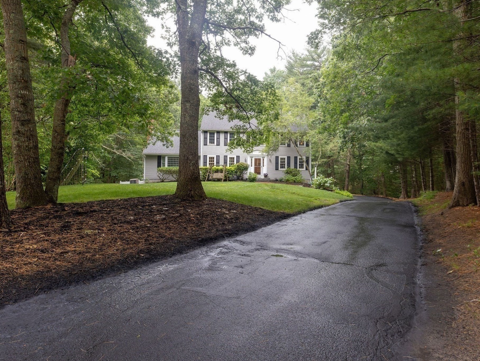 7 Tinkers Ledge Rd Property Photo 2