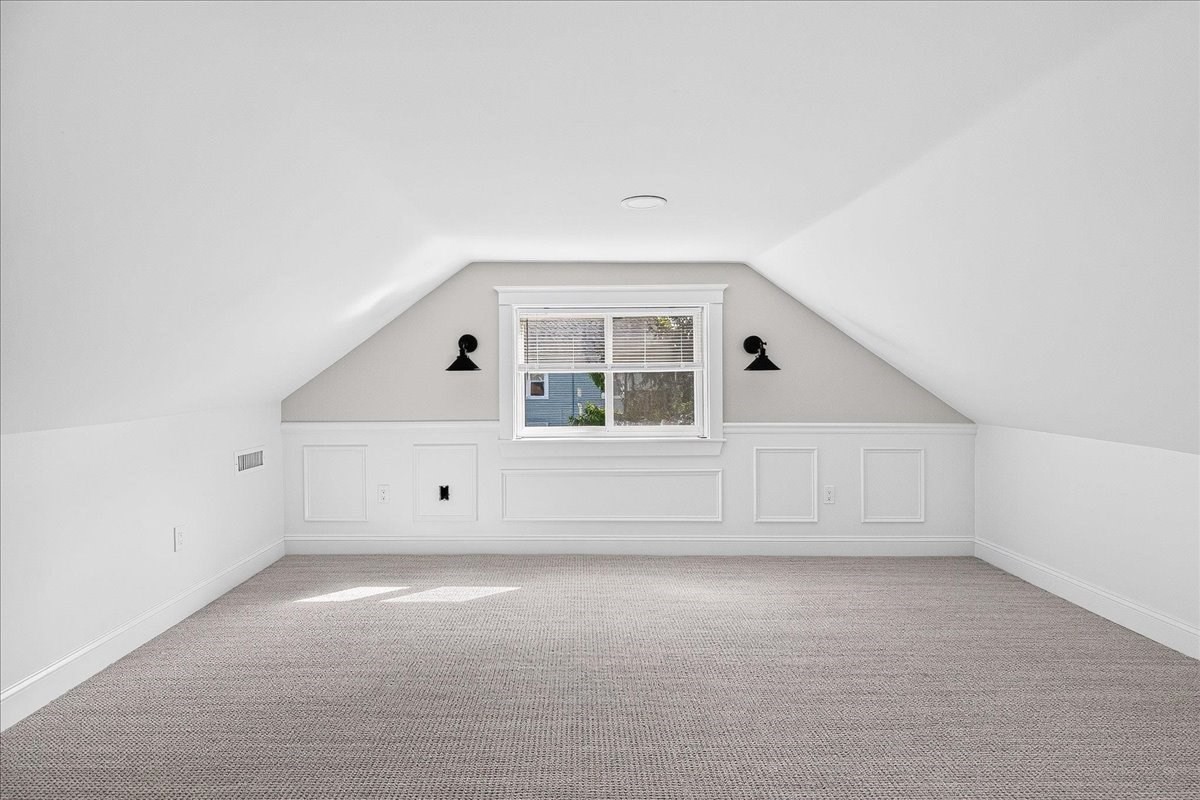 25 Fairmount St Property Photo 32