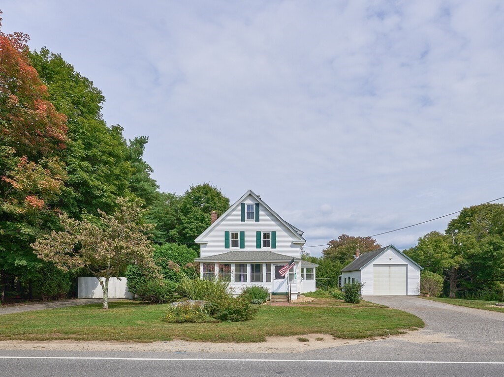 1903 Main St Property Photo 1