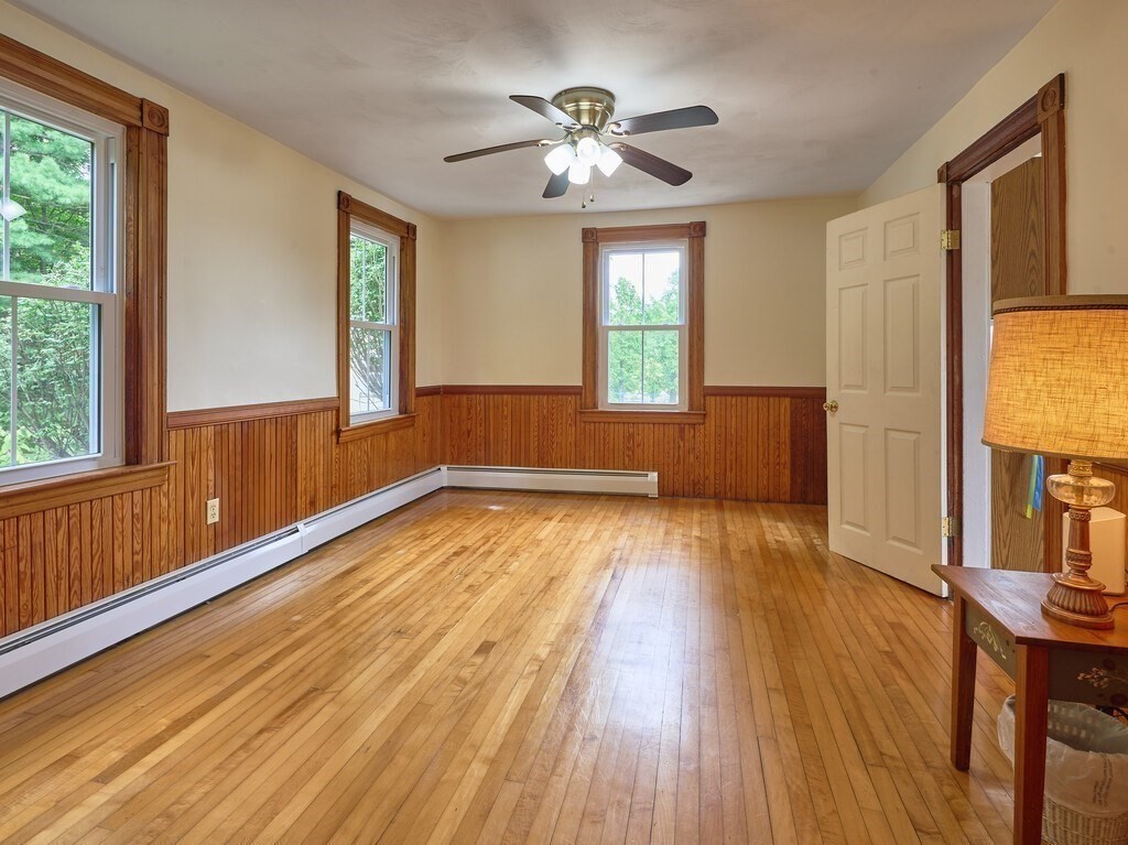 1903 Main St Property Photo 8