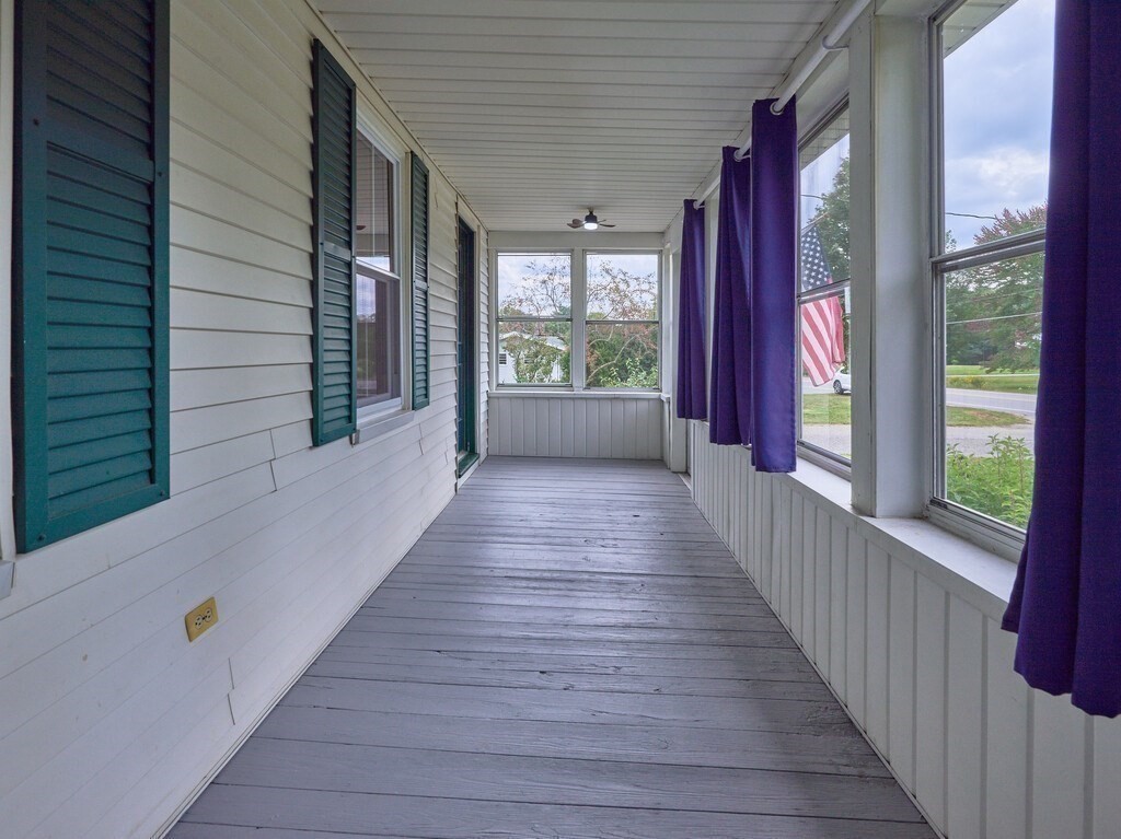 1903 Main St Property Photo 8