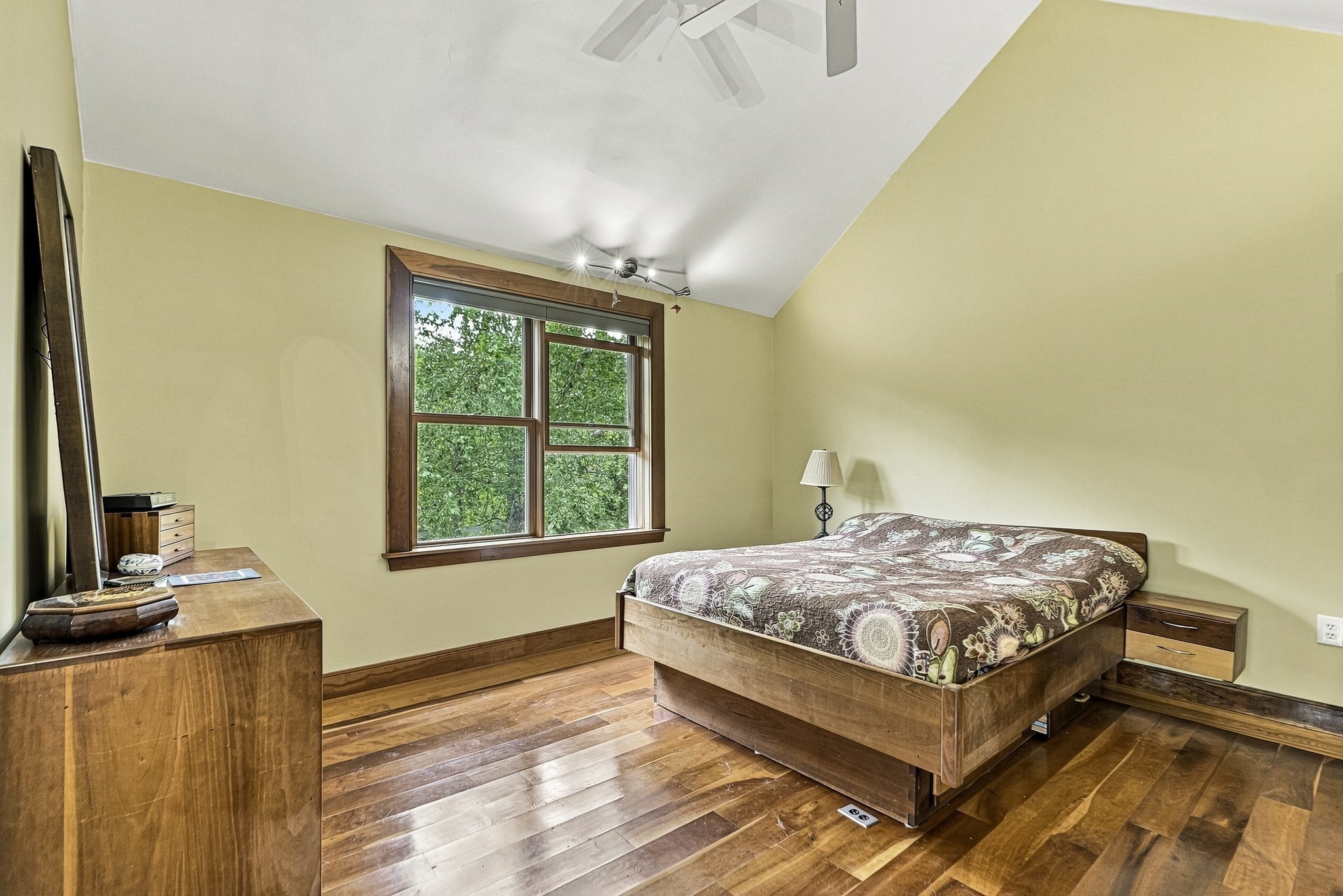 10 Half Moon Hill # 10 Property Photo 18