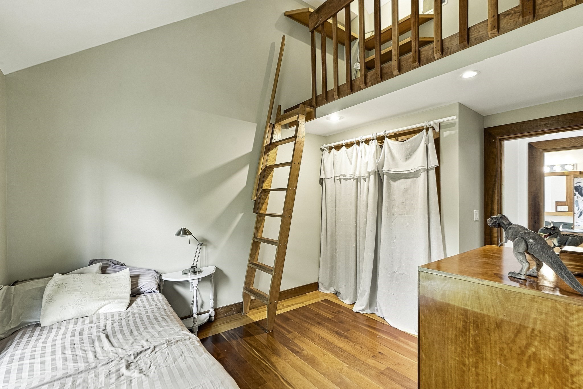 10 Half Moon Hill # 10 Property Photo 23