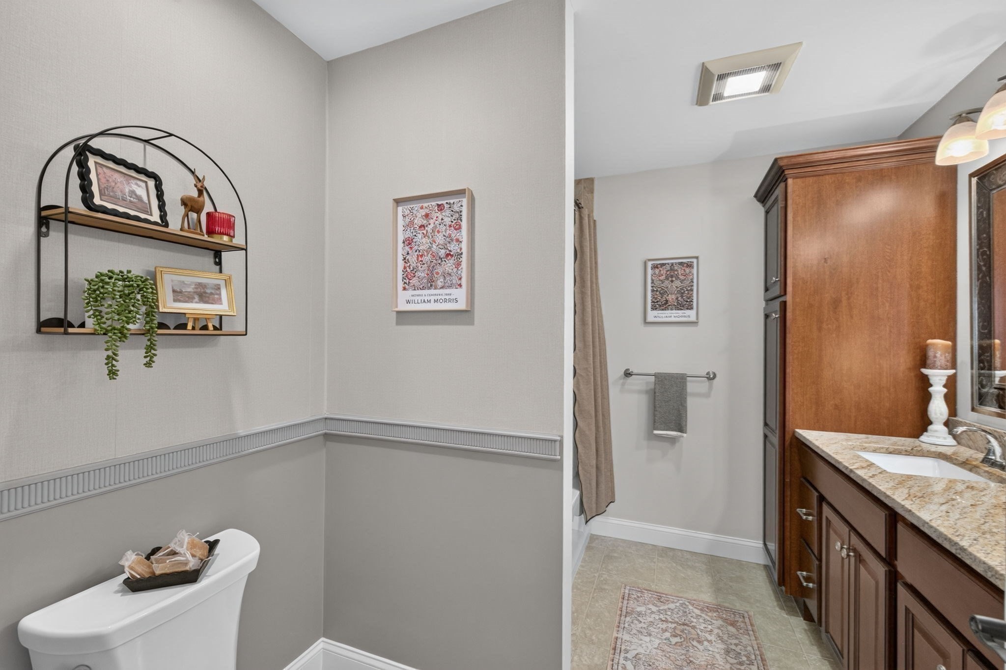 155 Blackstone St Property Photo 27