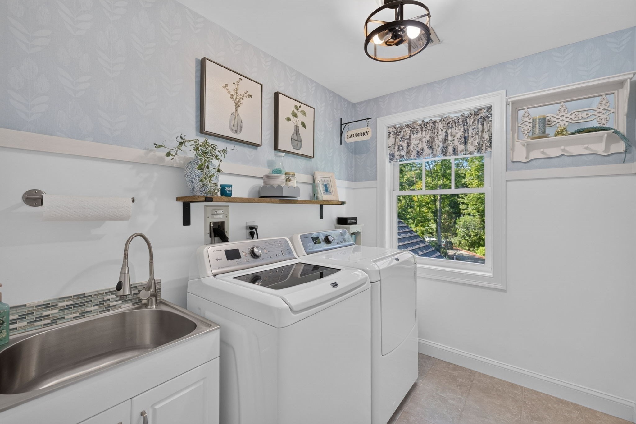 155 Blackstone St Property Photo 29