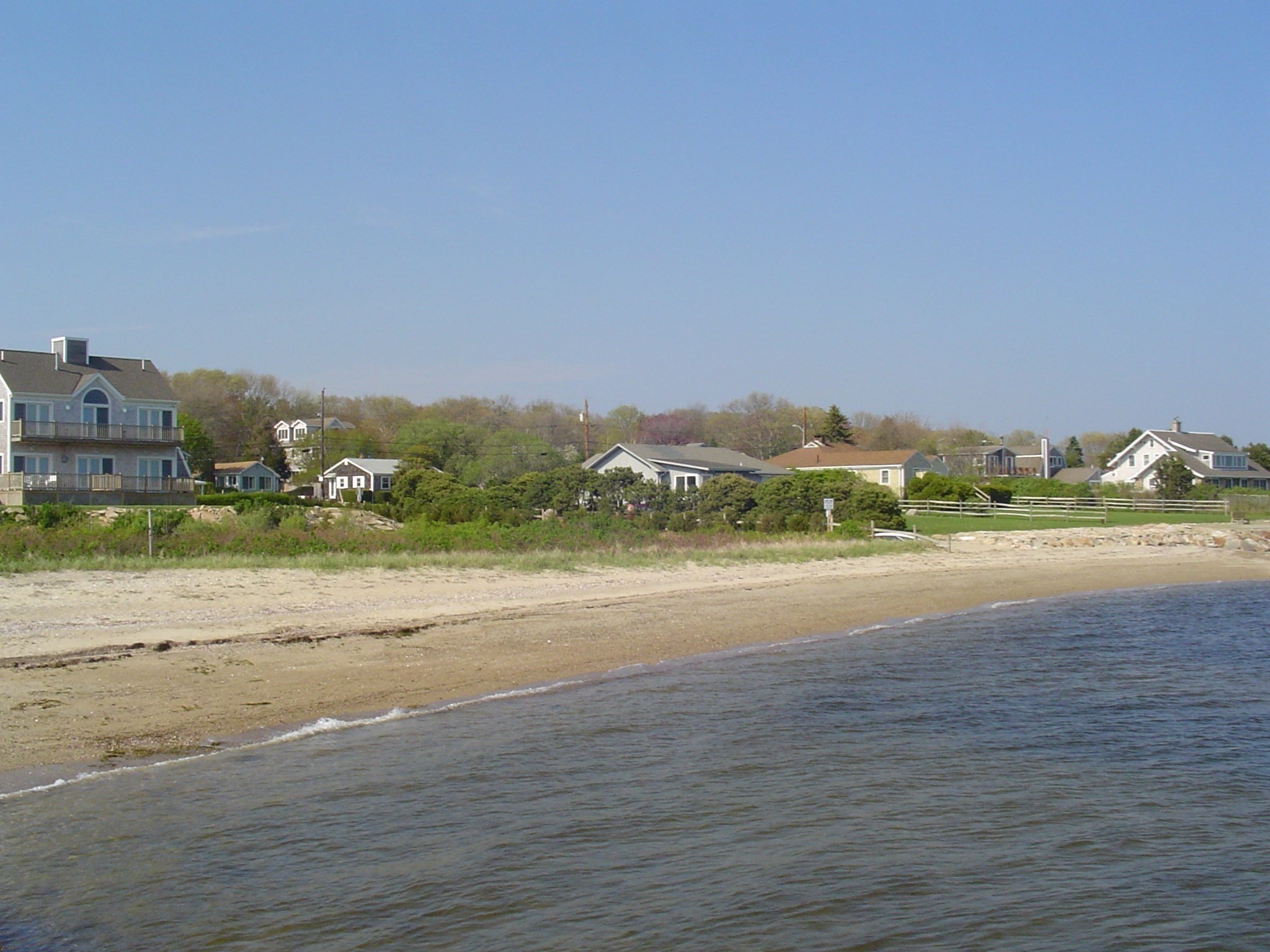 11 Island View Ave Property Photo 12