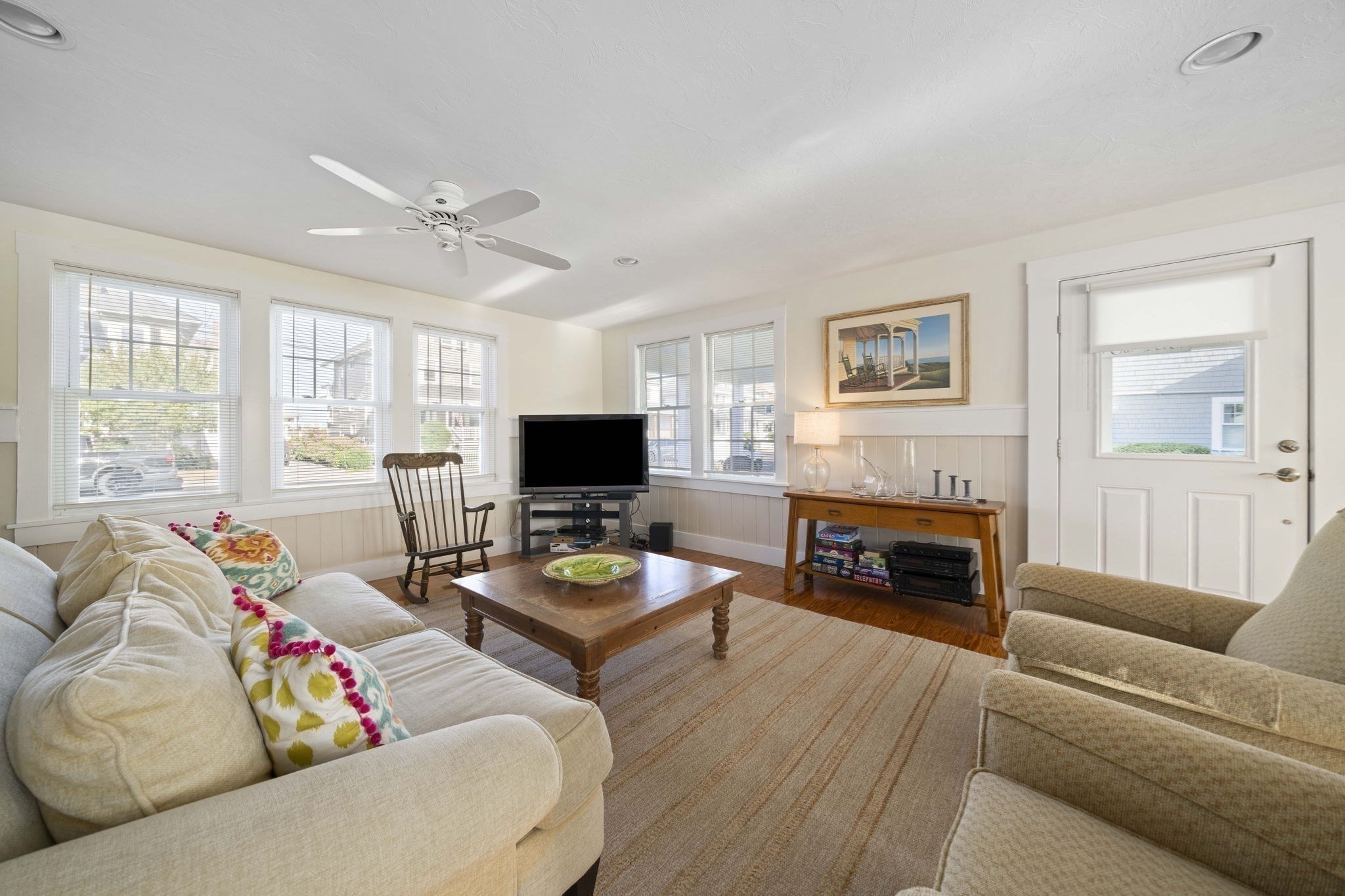 117 Manomet Ave. Property Photo 9