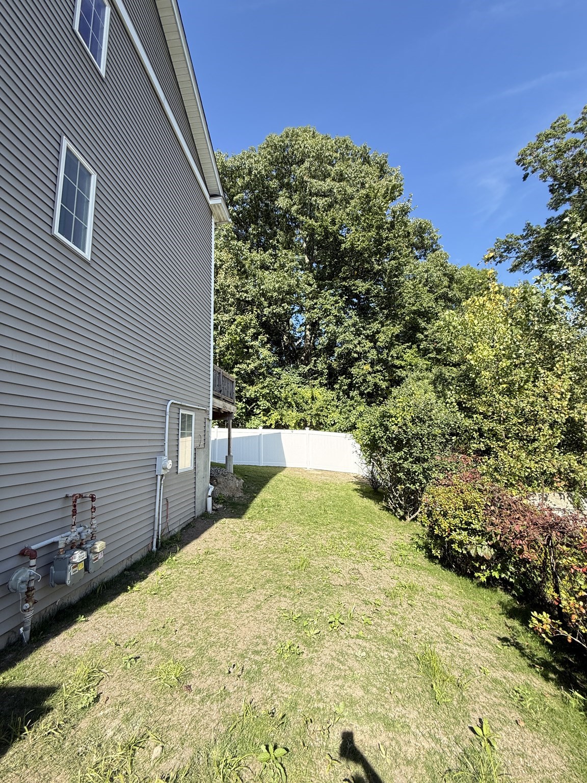 2 Burncoat Hts Property Photo 4