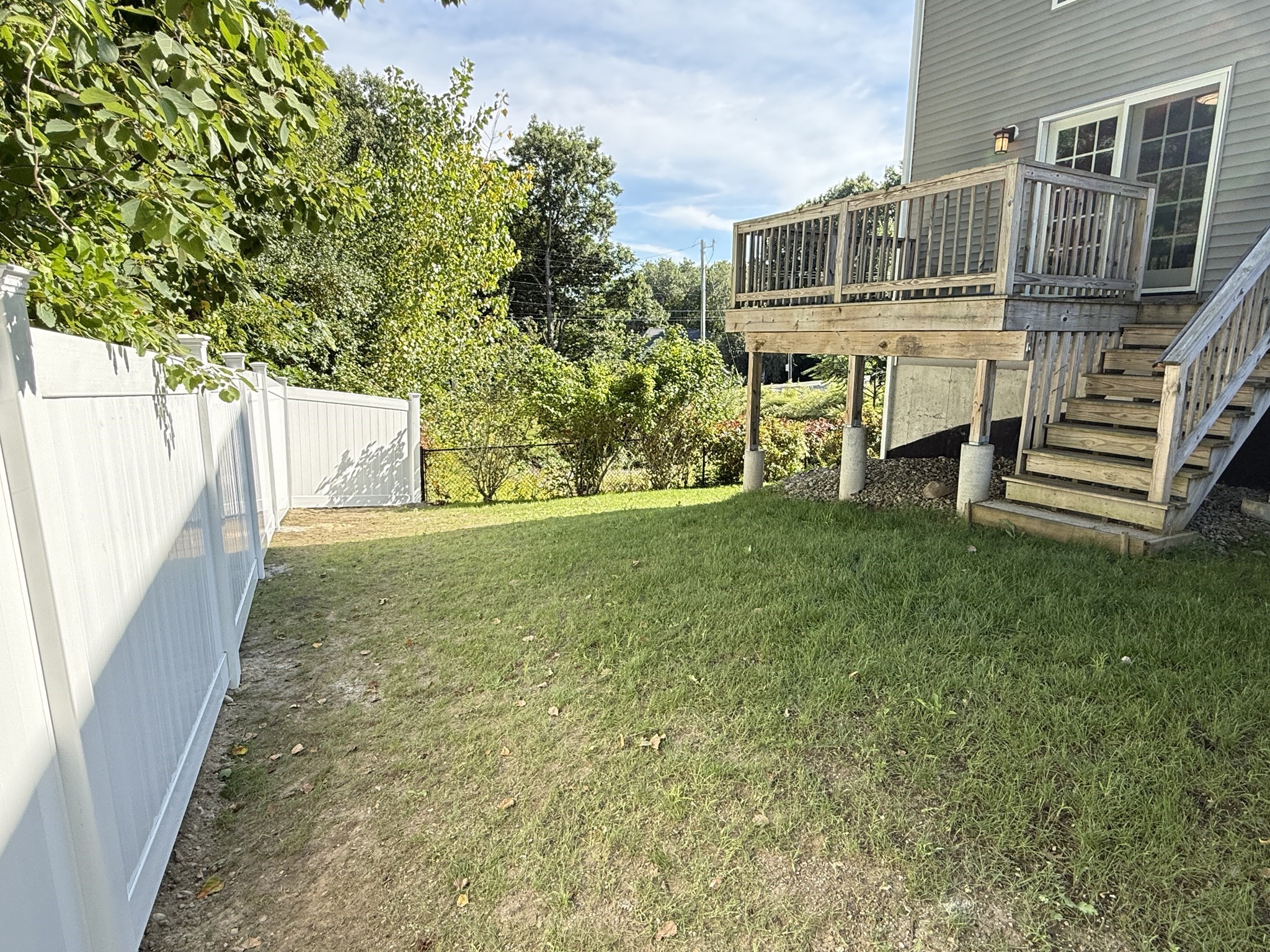 2 Burncoat Hts Property Photo 6