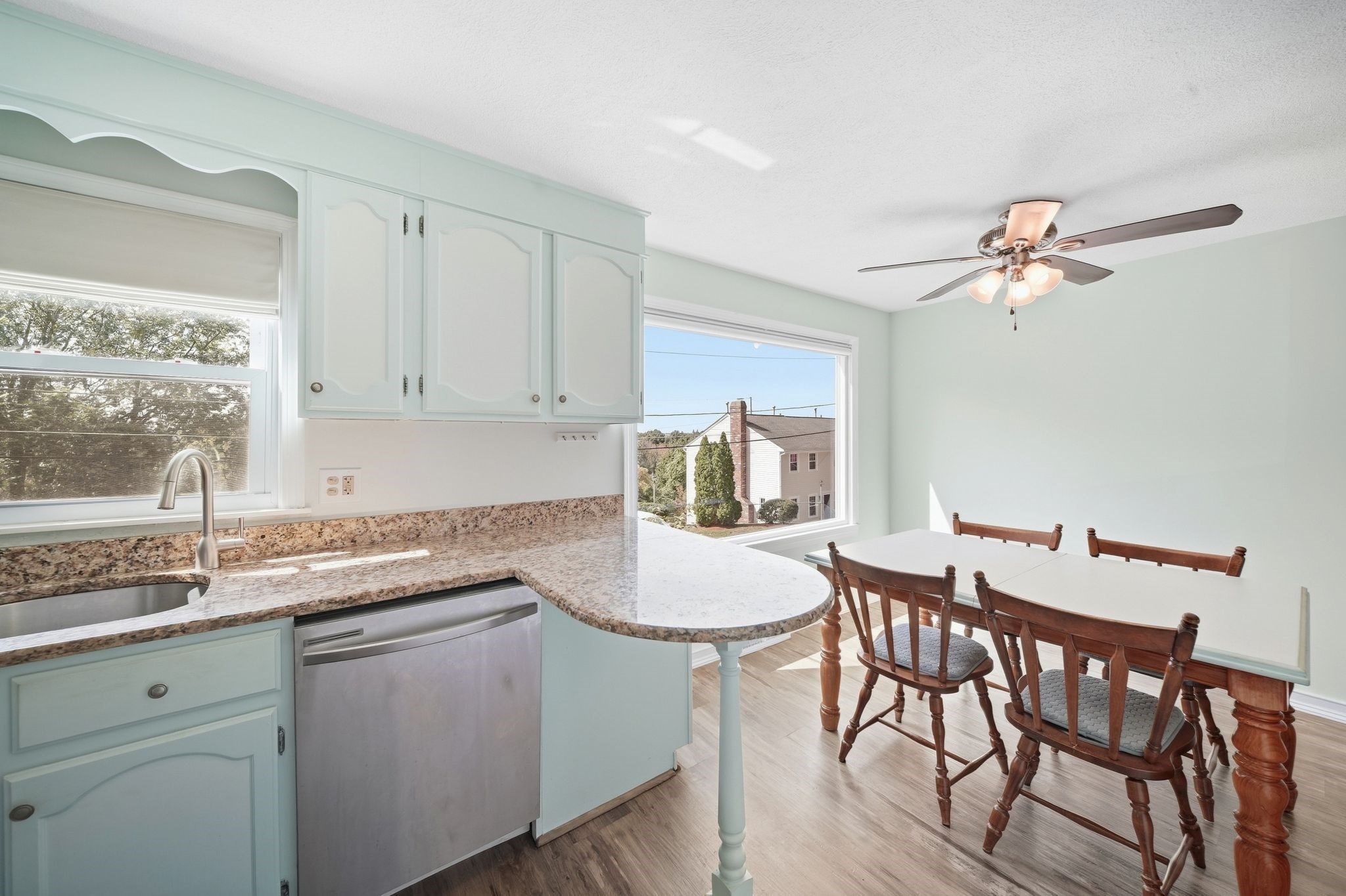 106 Park Ave W # D5 Property Photo 10